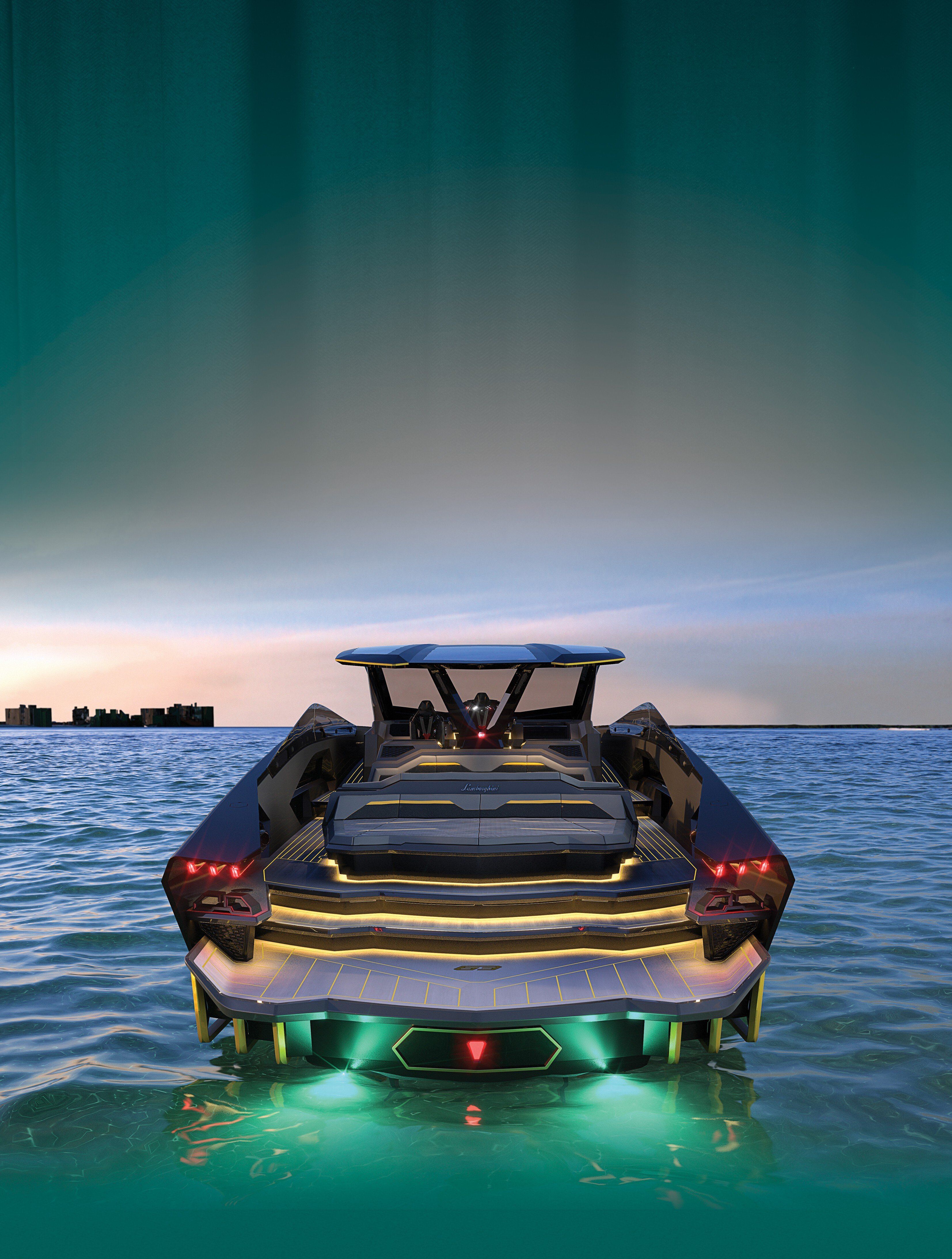3307x4370 Supercar meets luxury yacht in the Tecnomar for Lamborghini 63 boat