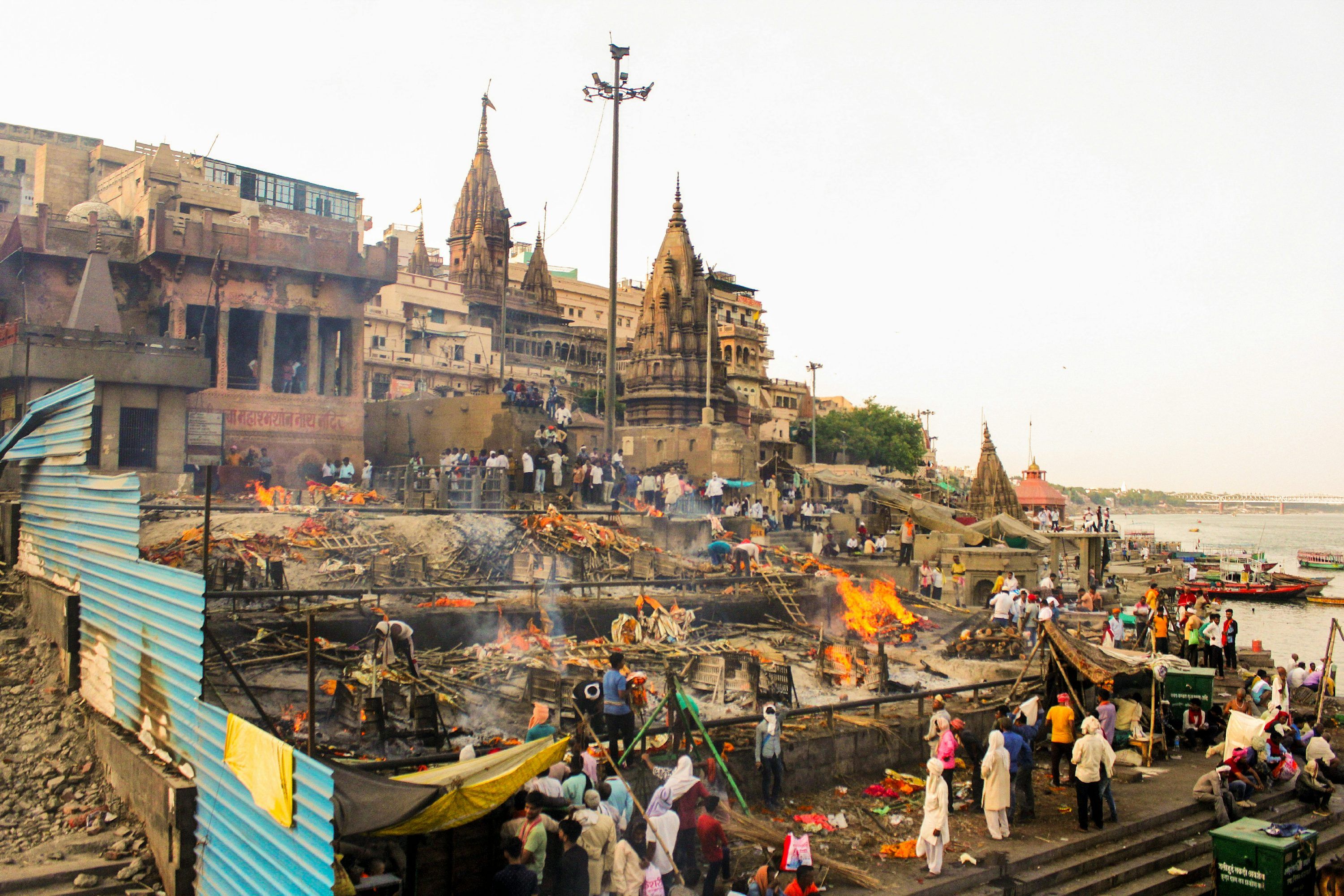 3000x2000 Manikarnika Ghat Picture. Download Free Image