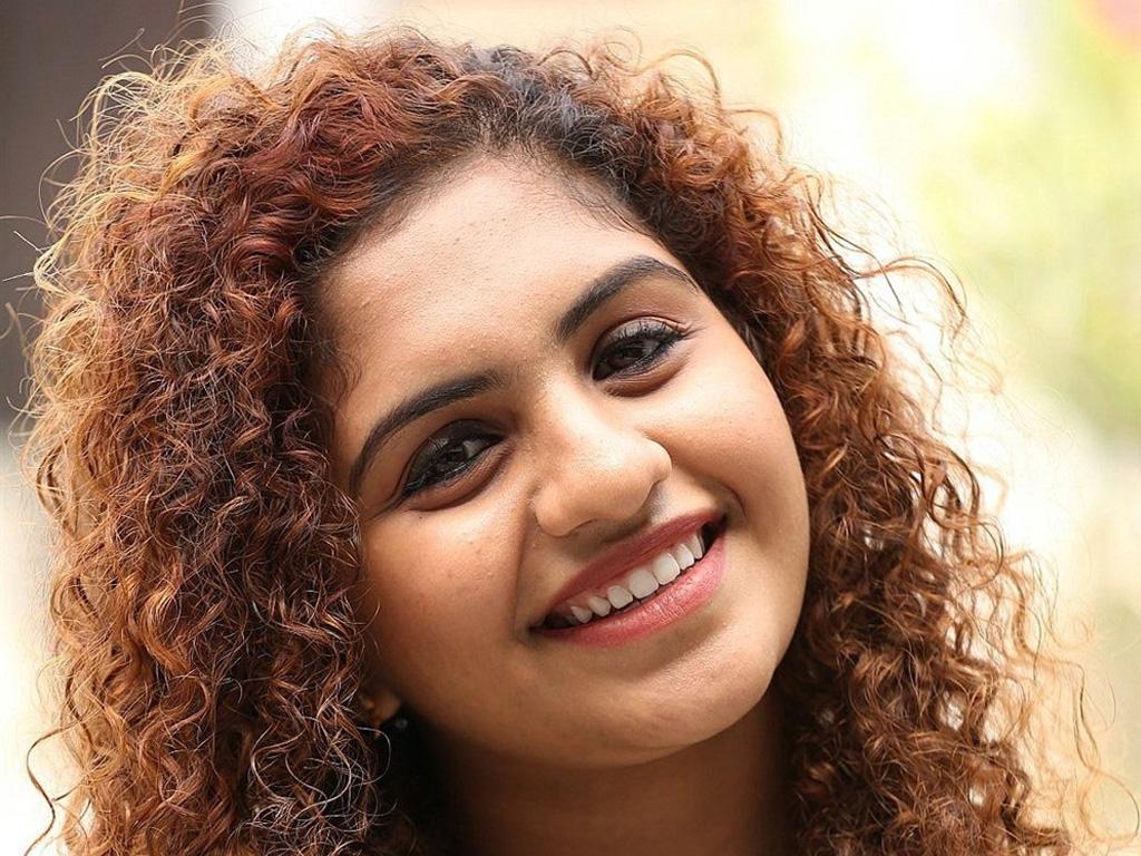 1024x768 Noorin Shereef Wallpaper