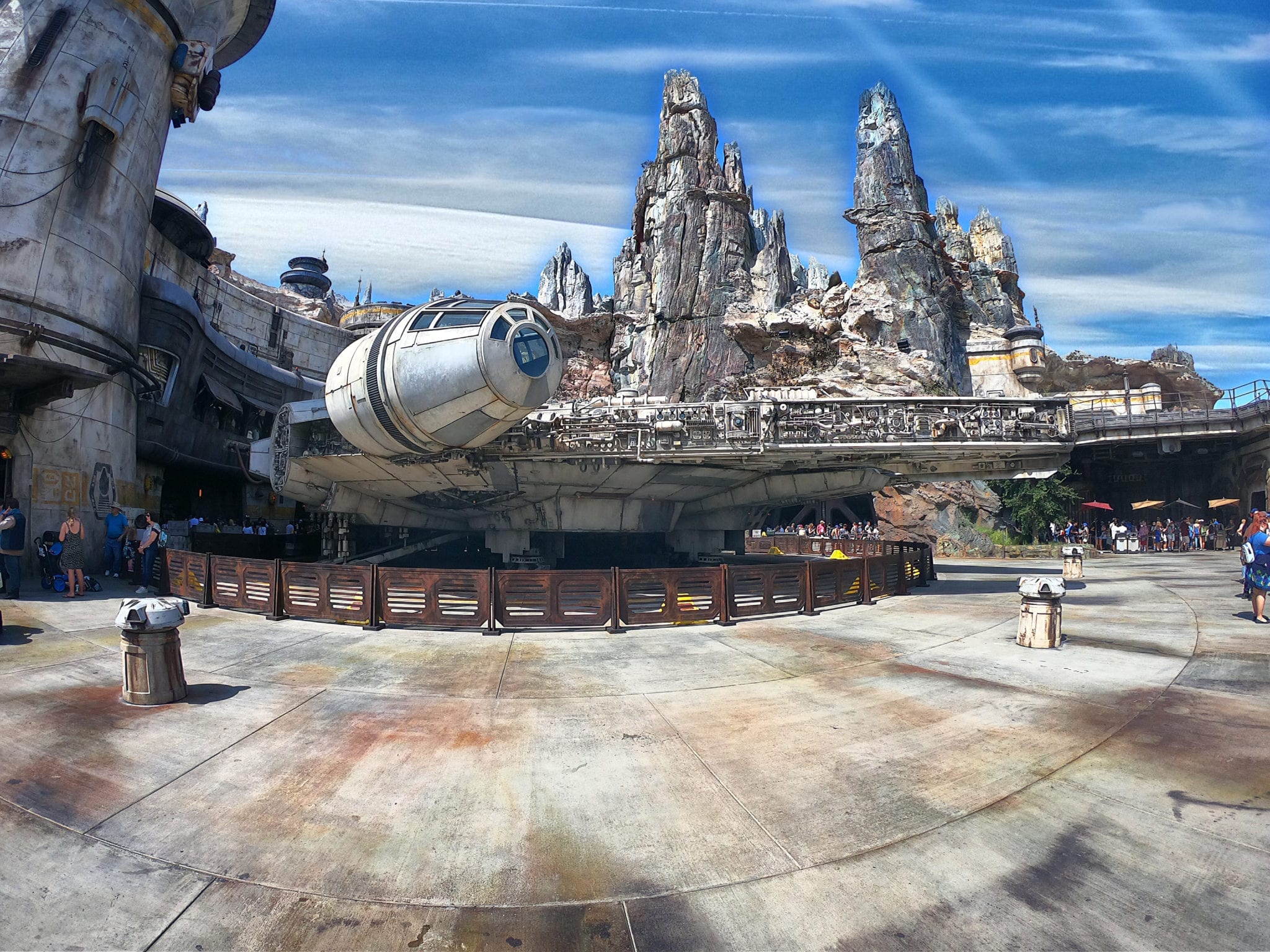 2048x1536 Star Wars: Galaxy's Edge Now Open at Disney's Hollywood Studios