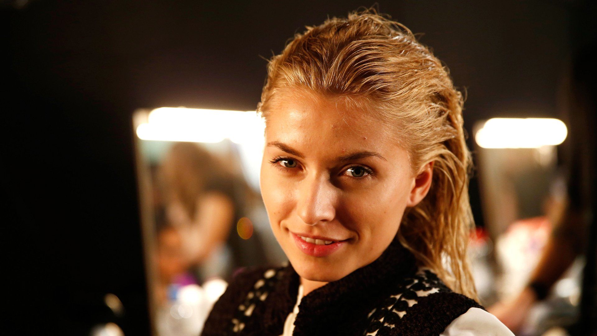1920x1080 Lena Gercke: Stunning German Model in 4K Ultra HD Beauty Shotx2160