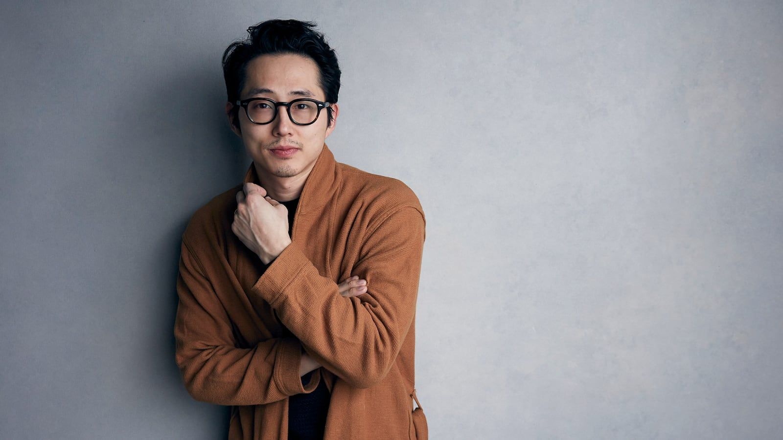 1600x900 Steven Yeun Is Ready To Seduce You: The 'Walking Dead' Star On His Award Worthy Turn In 'Burning'