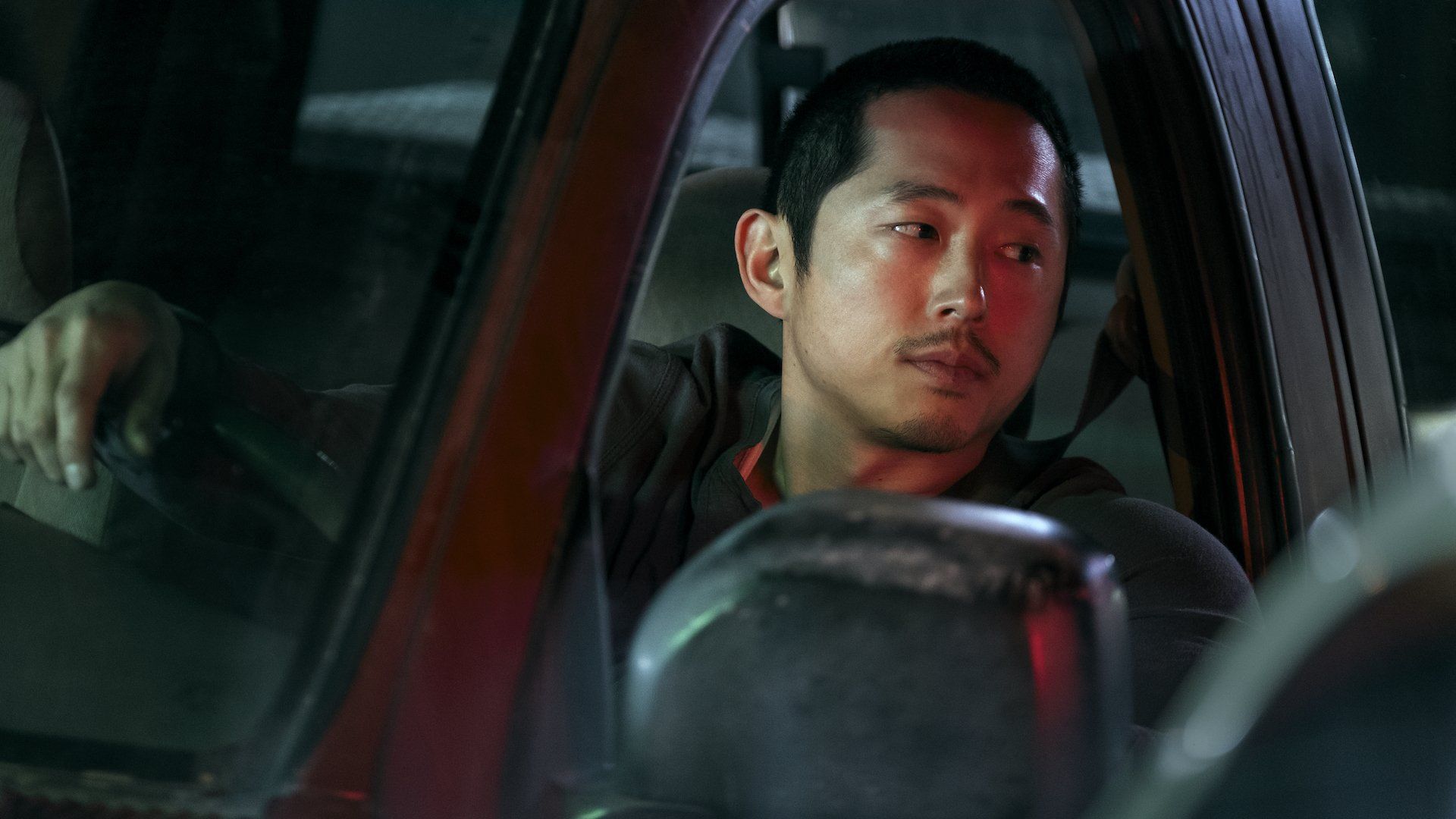 1920x1080 Steven Yeun Breaks Down His Emotional Church Scene in 'Beef'
