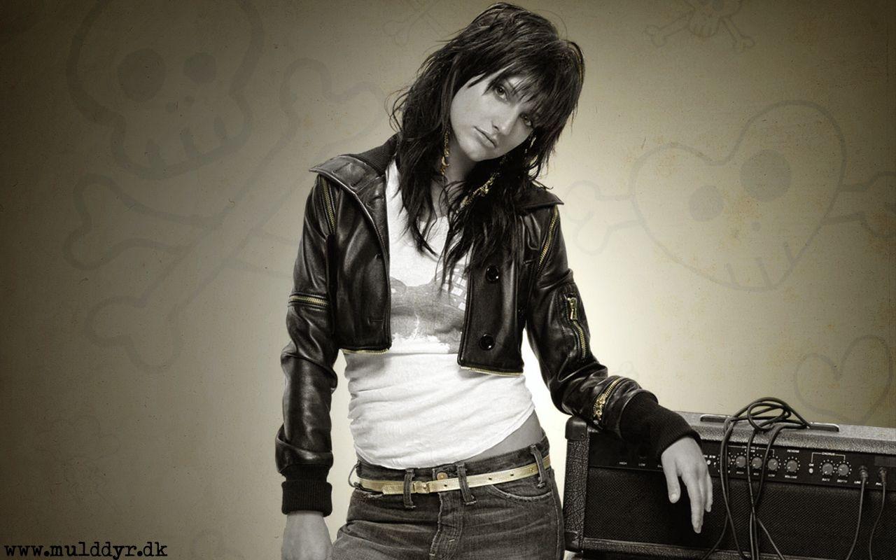 Rock Girl Wallpapers Top Free Rock Girl Backgrounds WallpaperAccess