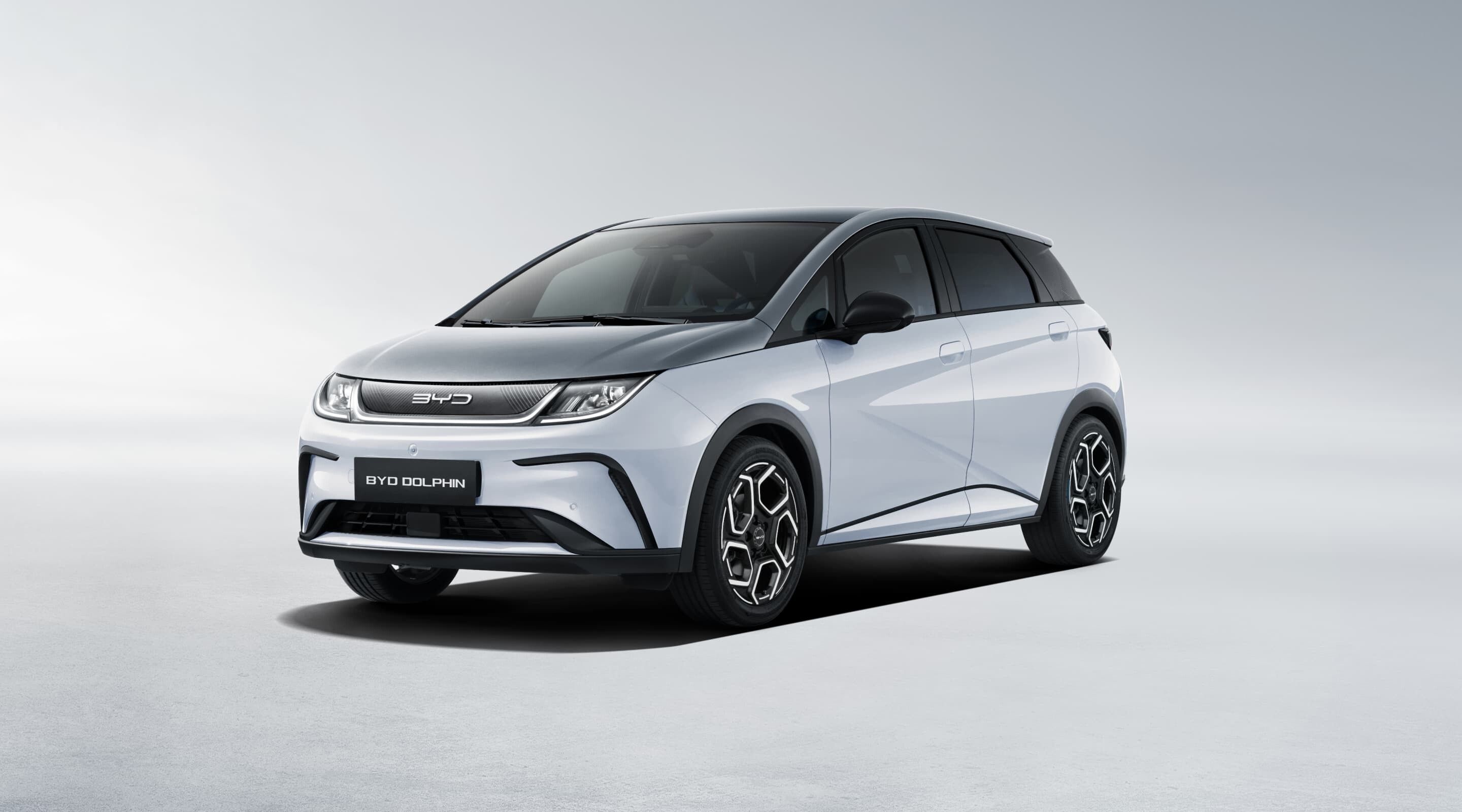 2880x1600 BYD DOLPHIN: Agile and Versatile Hatchback