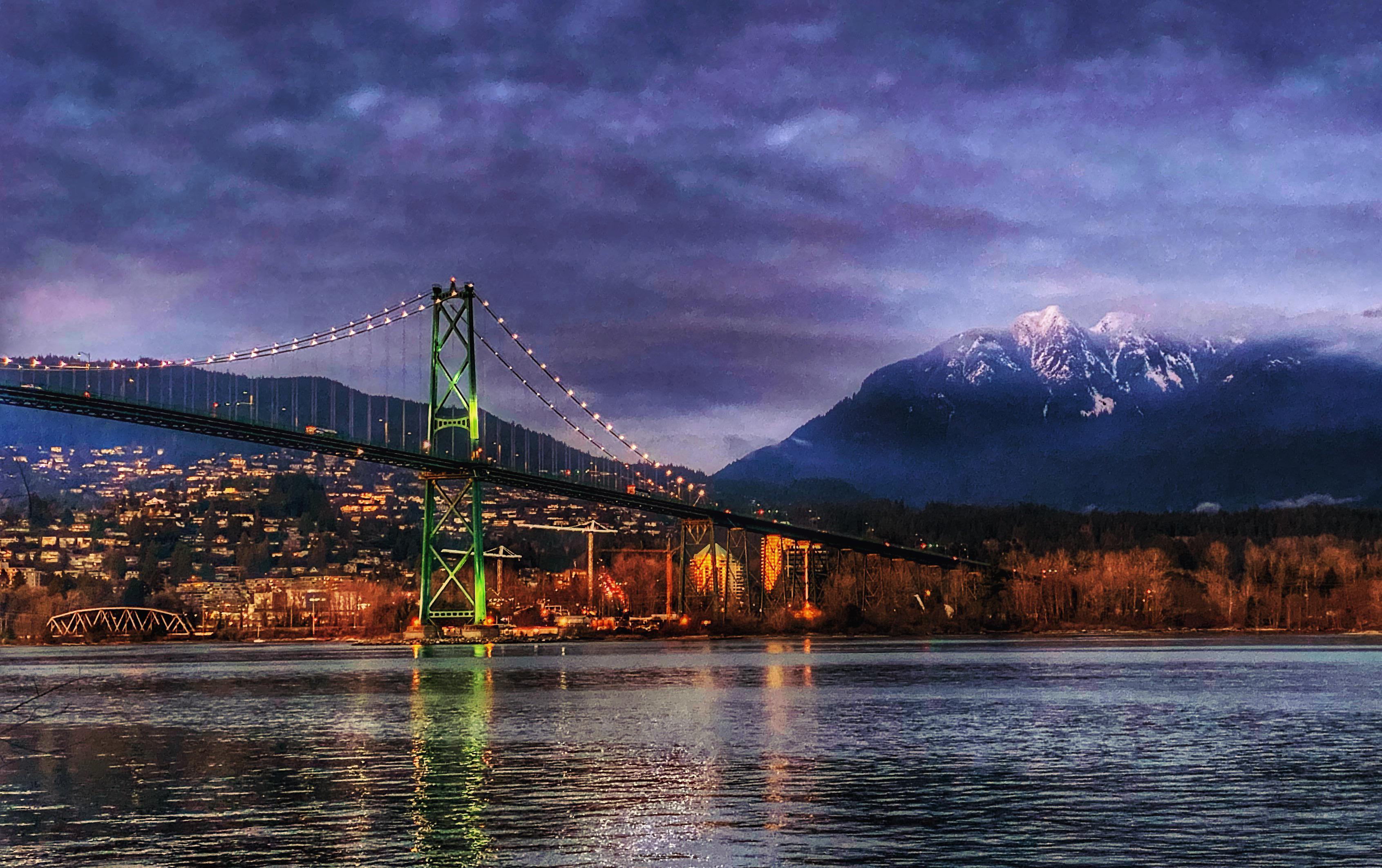 3382x2125 My best shot of the Lions Gate Bridge! Its not super high quality though, I captured and edited it using my phone