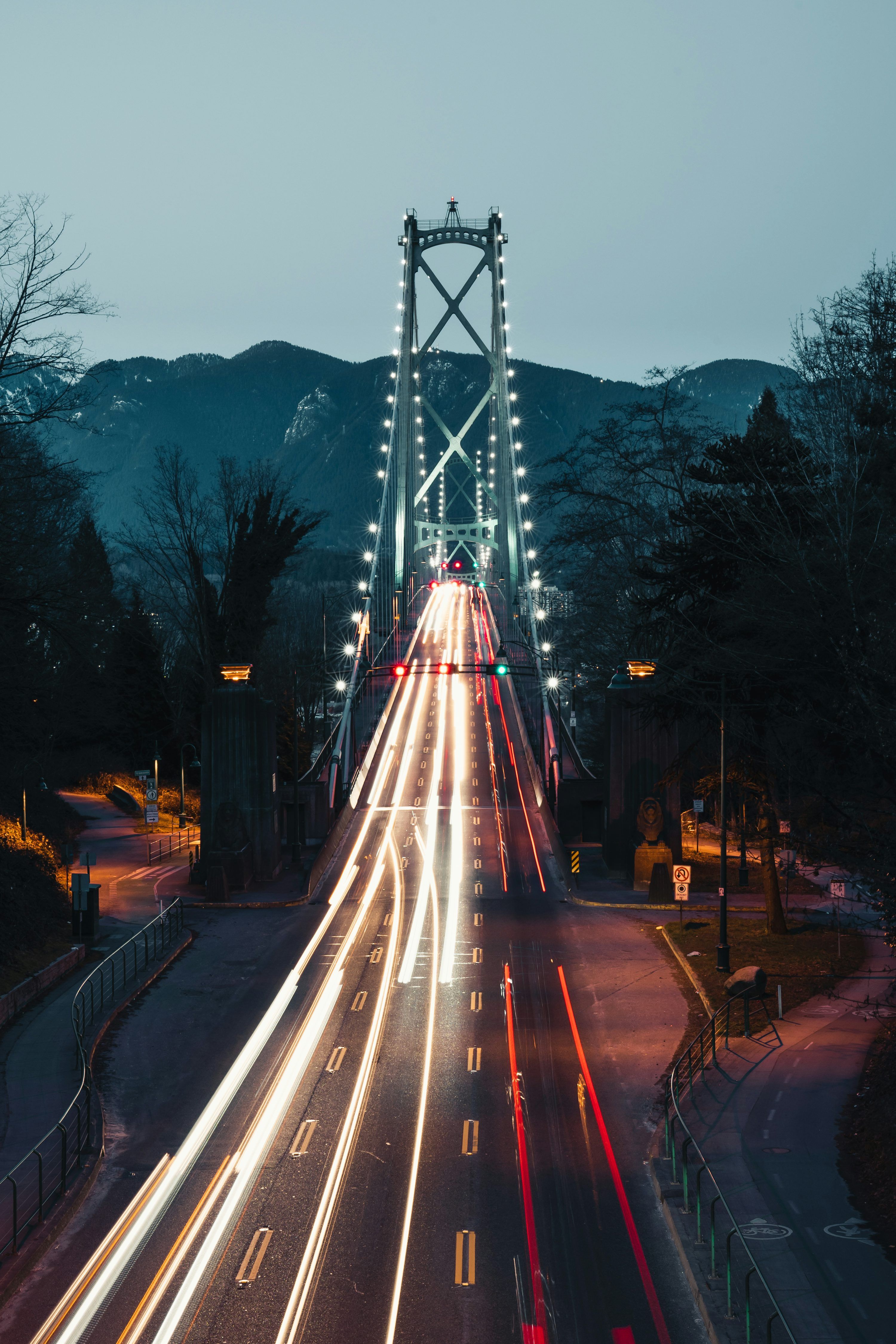 3000x4500 Lions Gate Bridge Picture. Download Free Image