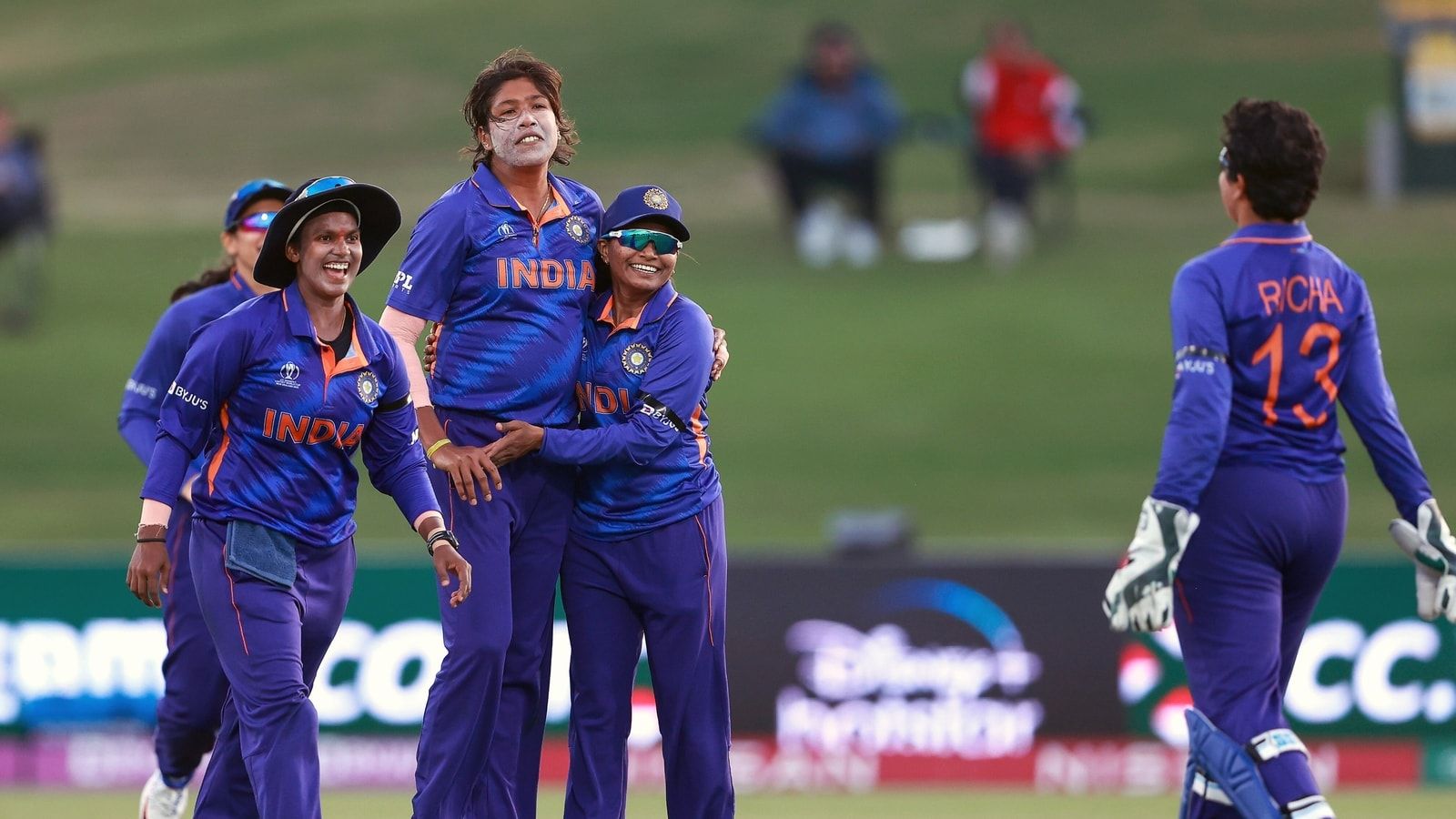 1600x900 Jhulan Goswami Wallpaper