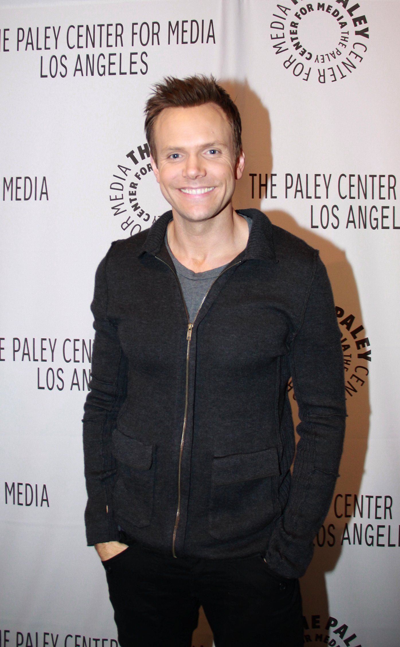 1395x2257 Joel McHale