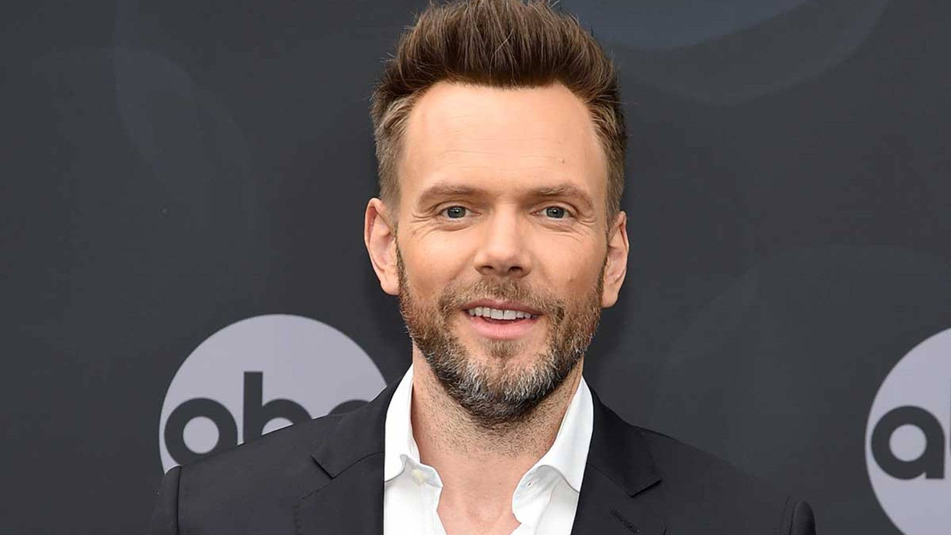 1920x1080 Celebrity Wheel of Fortune: Is Joel McHale married?. HELLO!
