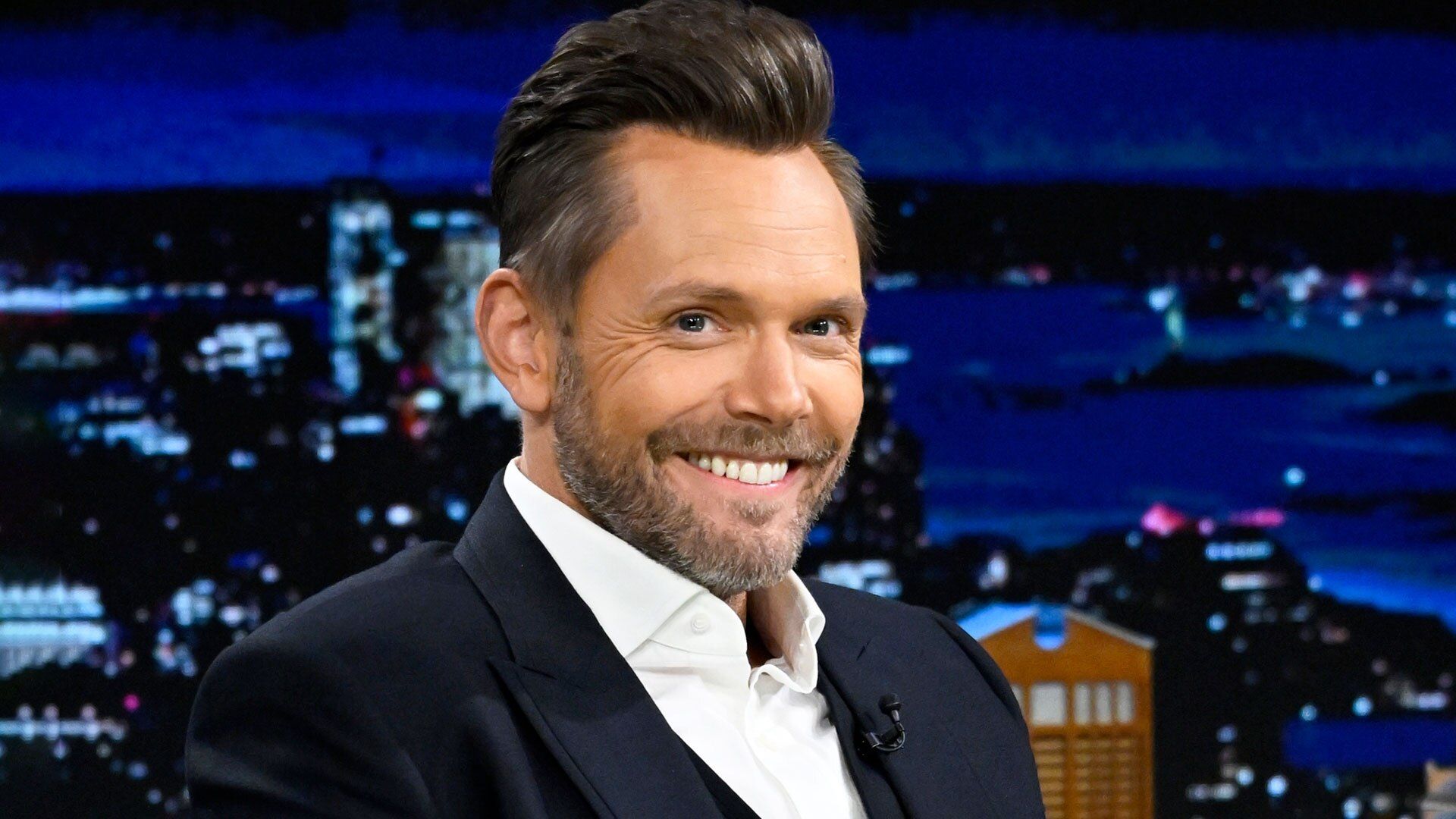 1920x1080 Joel McHale on Tonight Show: Jimmy Fallon