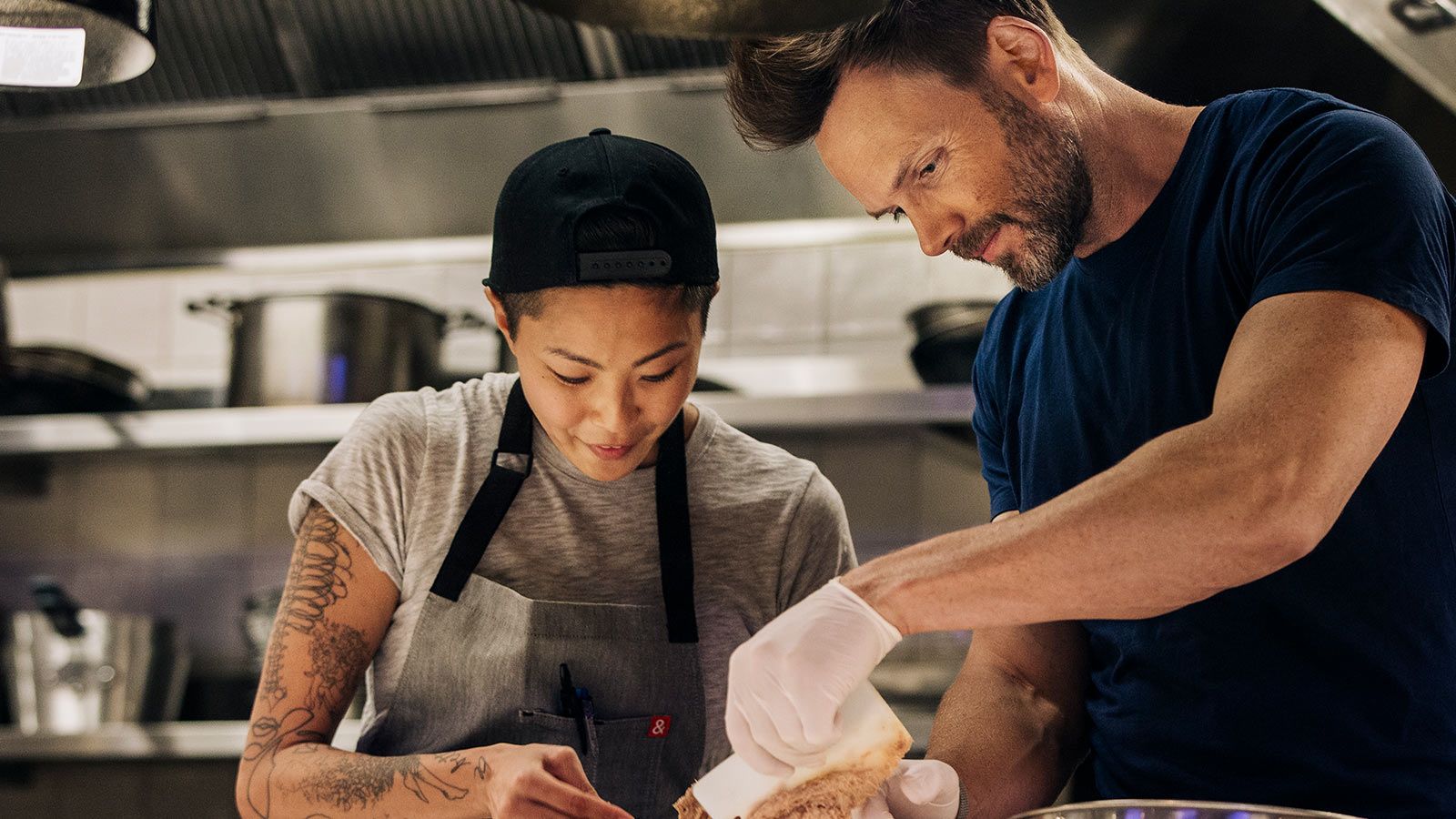 1600x900 Joel McHale