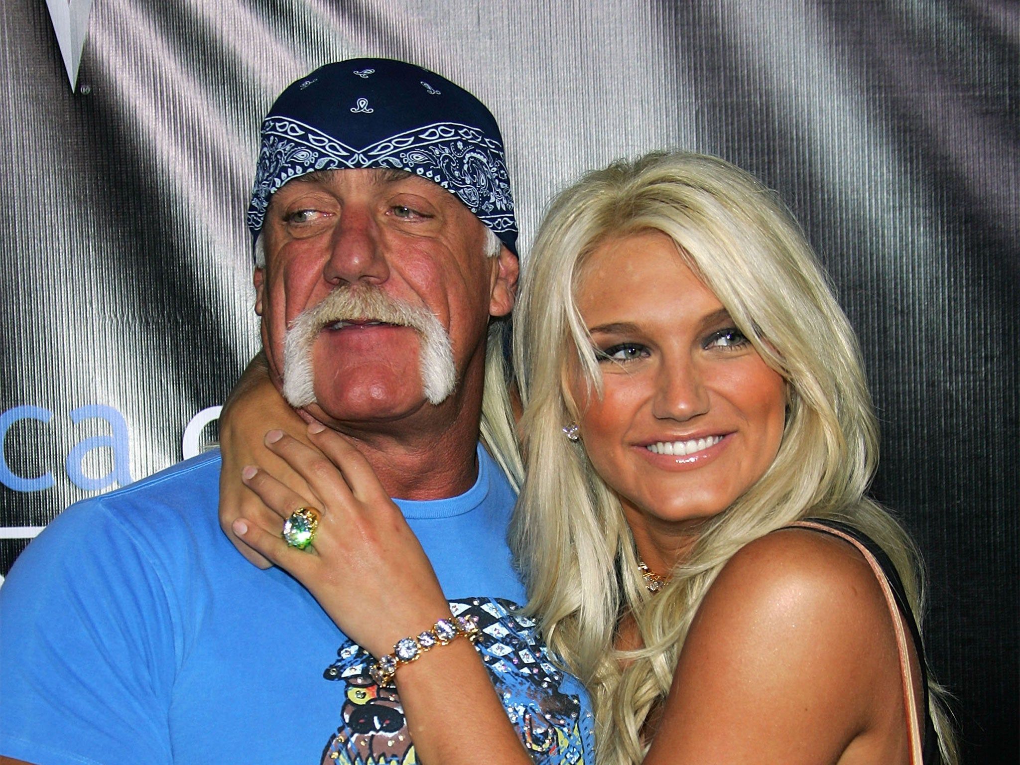 2048x1536 Brooke Hogan breaks silence on estranged father Hulk's death