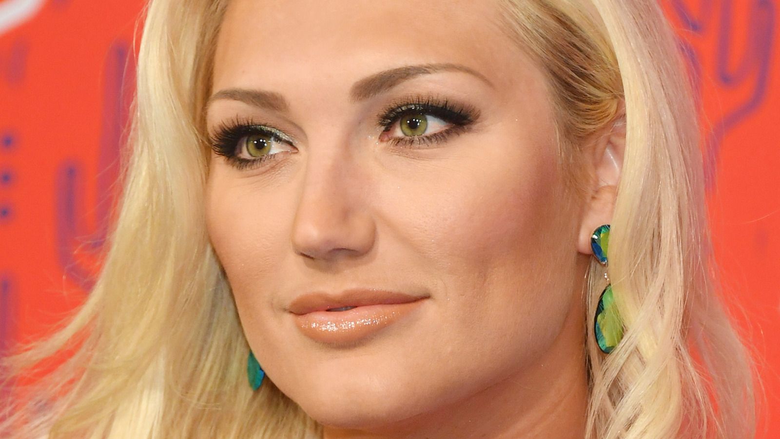 1600x900 Brooke Hogan Reveals Why She Cut Herself Out Of Late WWE HOFer Hulk Hogan's Will