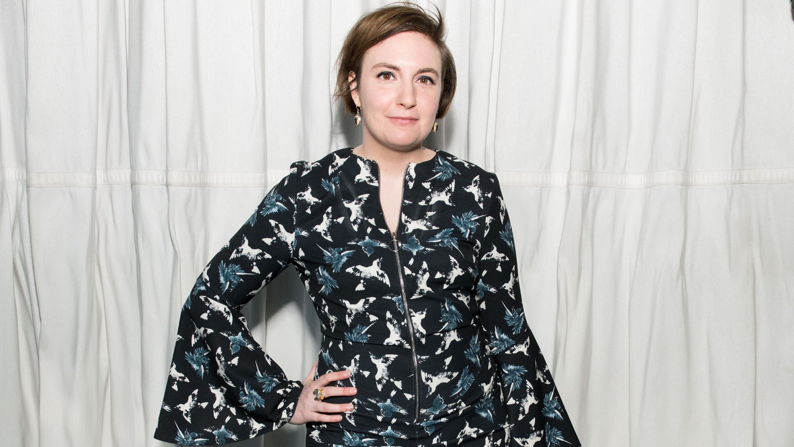 2560x1440 Things We Learned About Lena Dunham's Home Life in New York Magazine