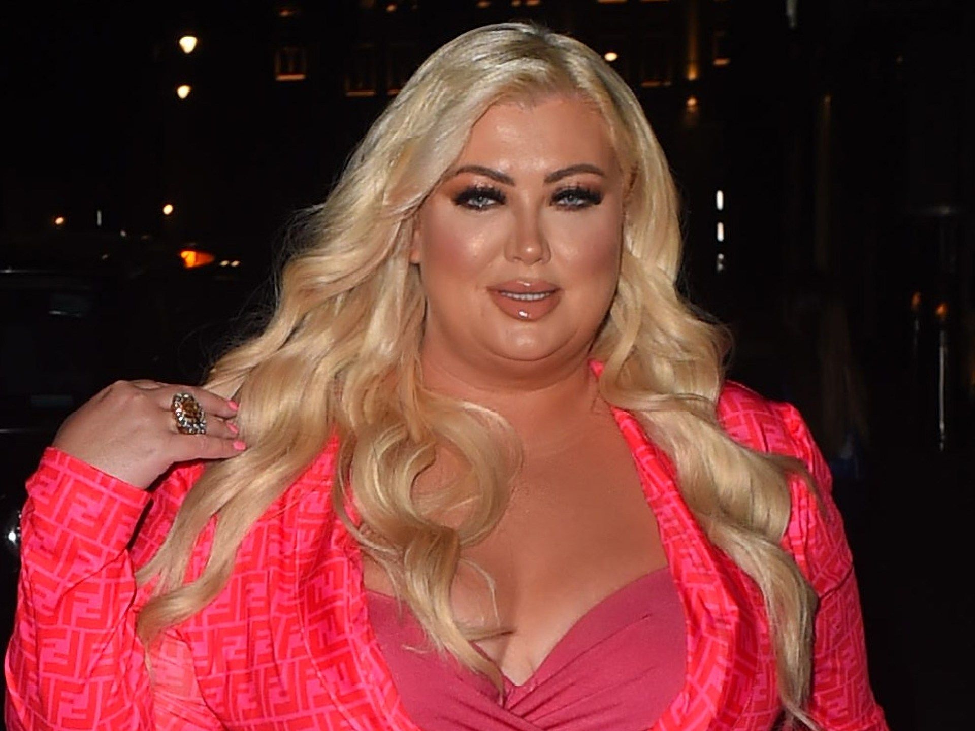 1920x1440 Gemma Collins Wallpaper