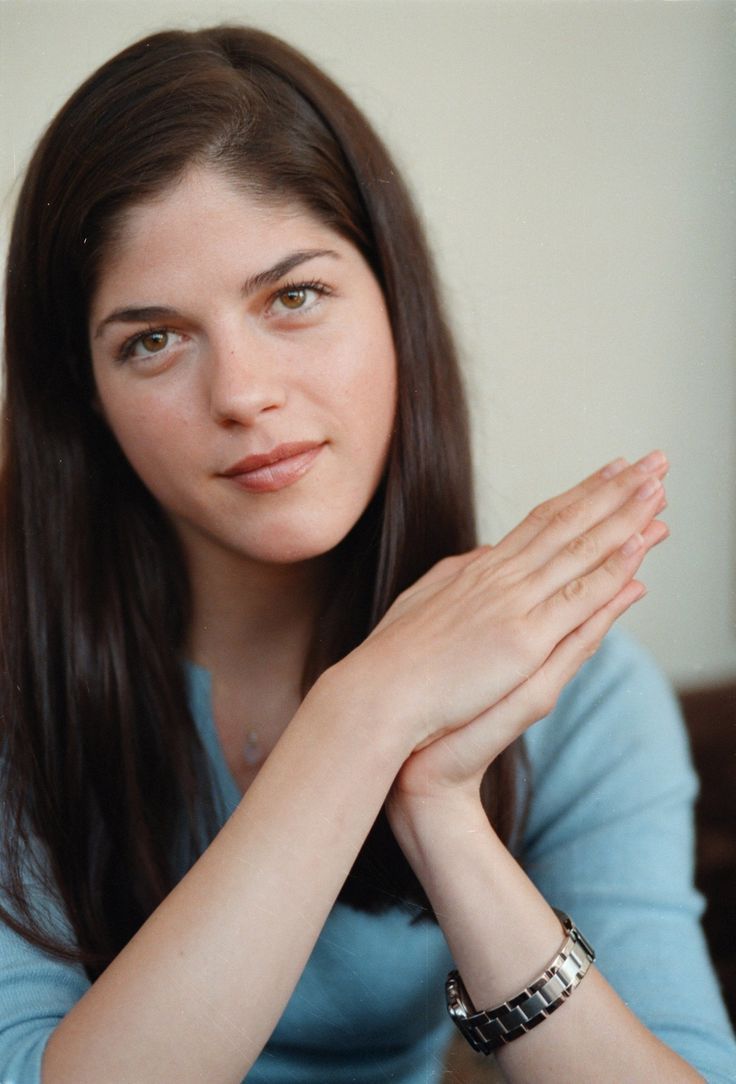 736x1084 Picture of Selma Blair