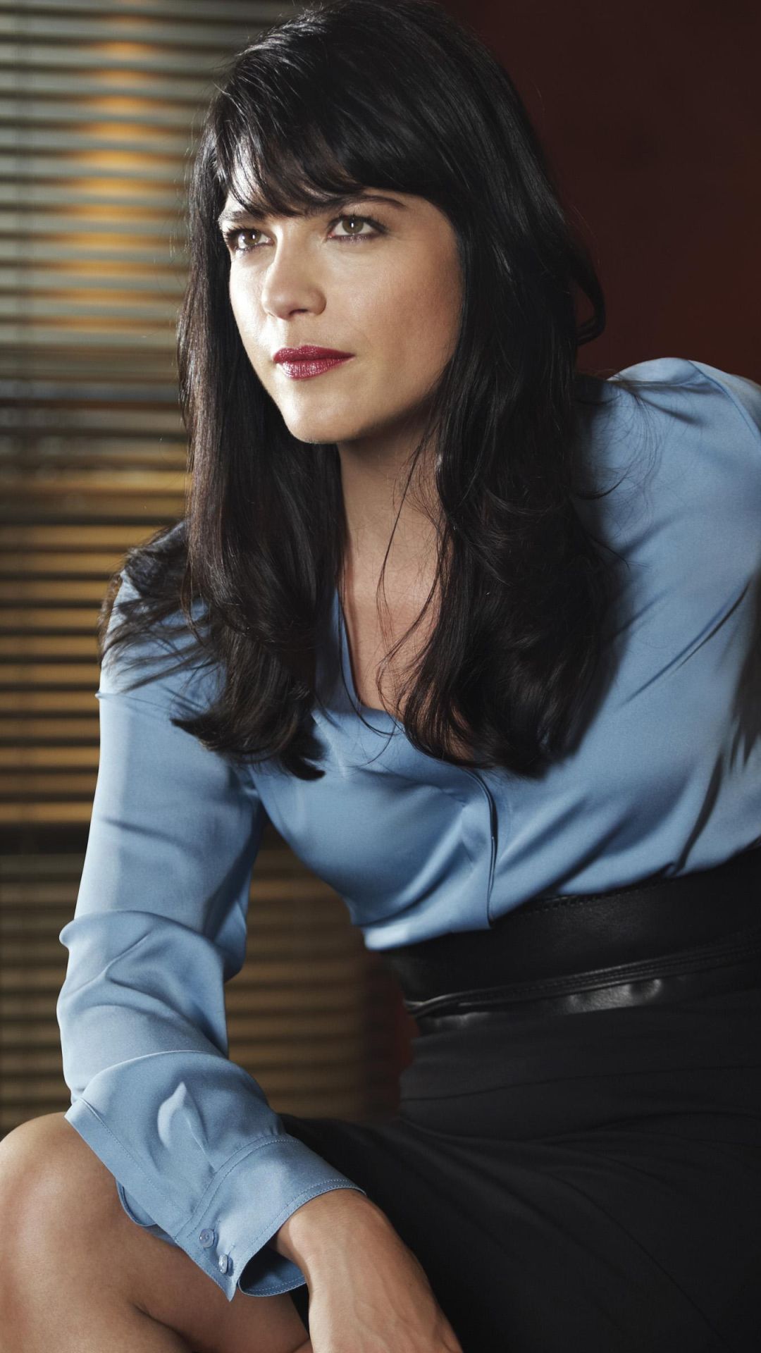 1080x1920 Phone wallpaper: Celebrity, Selma Blair, Actress, American, Brown Eyes, Brunette, Short Hair 838426