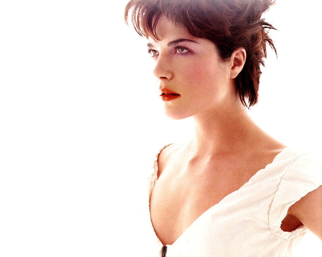 1280x1024 Selma Blair Wallpaper: Selma Blair Wallpaper
