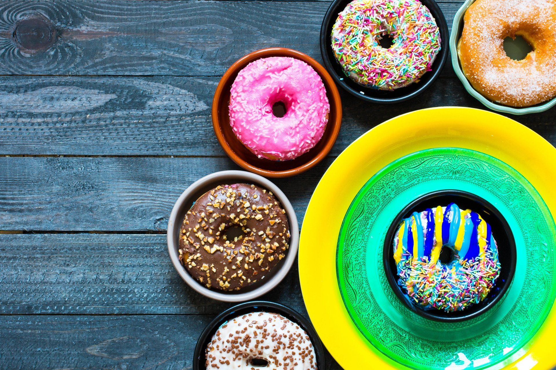 1920x1280 Delightful Doughnut Still LifeK Ultra HD Sweet Treats Wallpaperx3200