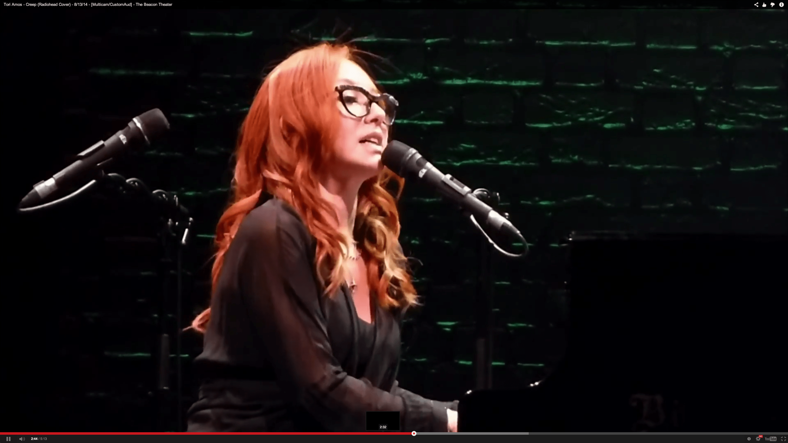 2560x1440 Watch Tori Amos' Sensual, Scary Live Cover of Radiohead's 'Creep'