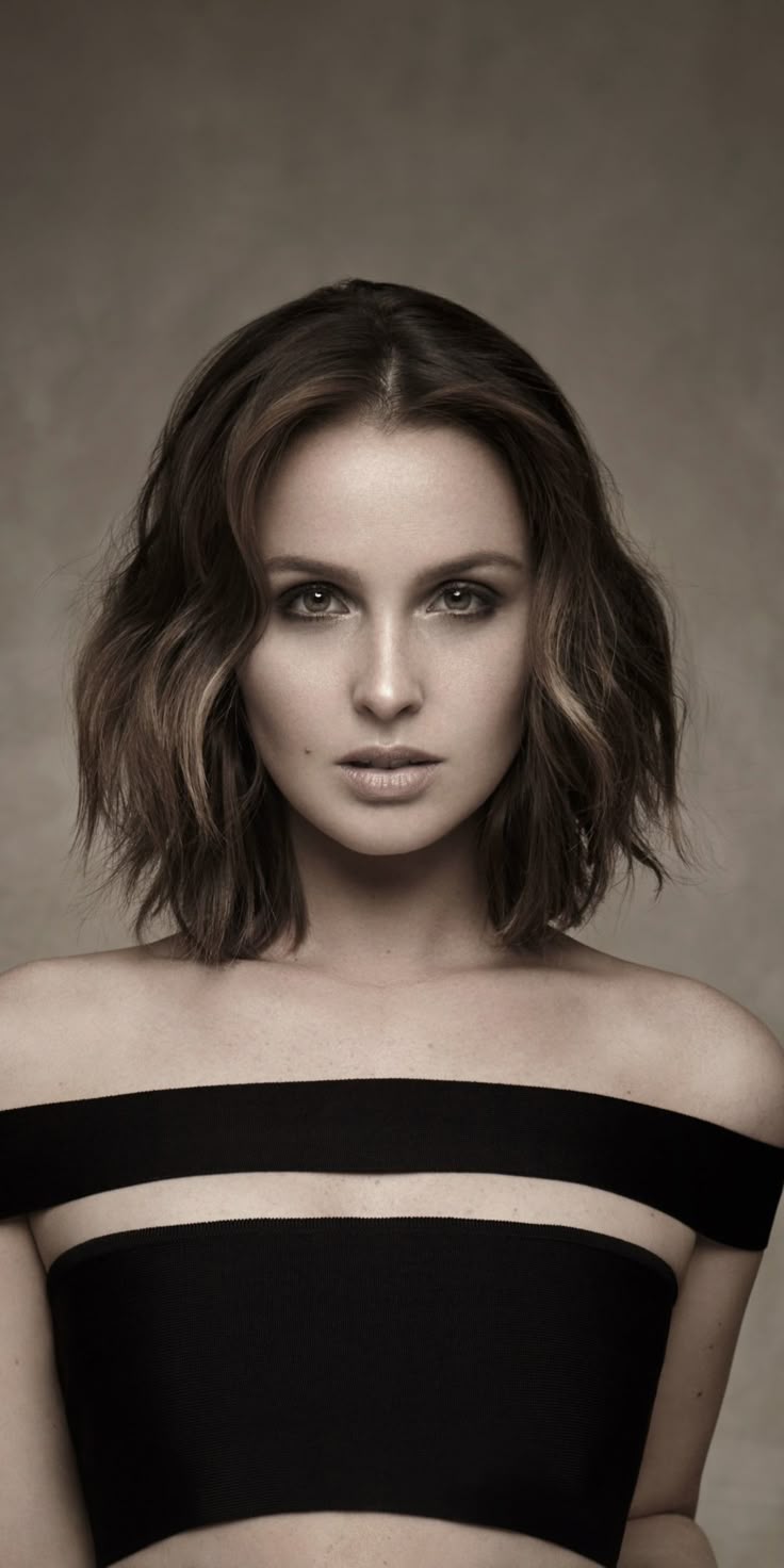 736x1472 Camilla Luddington, short hair, celebrity, 1080x2160 wallpaper