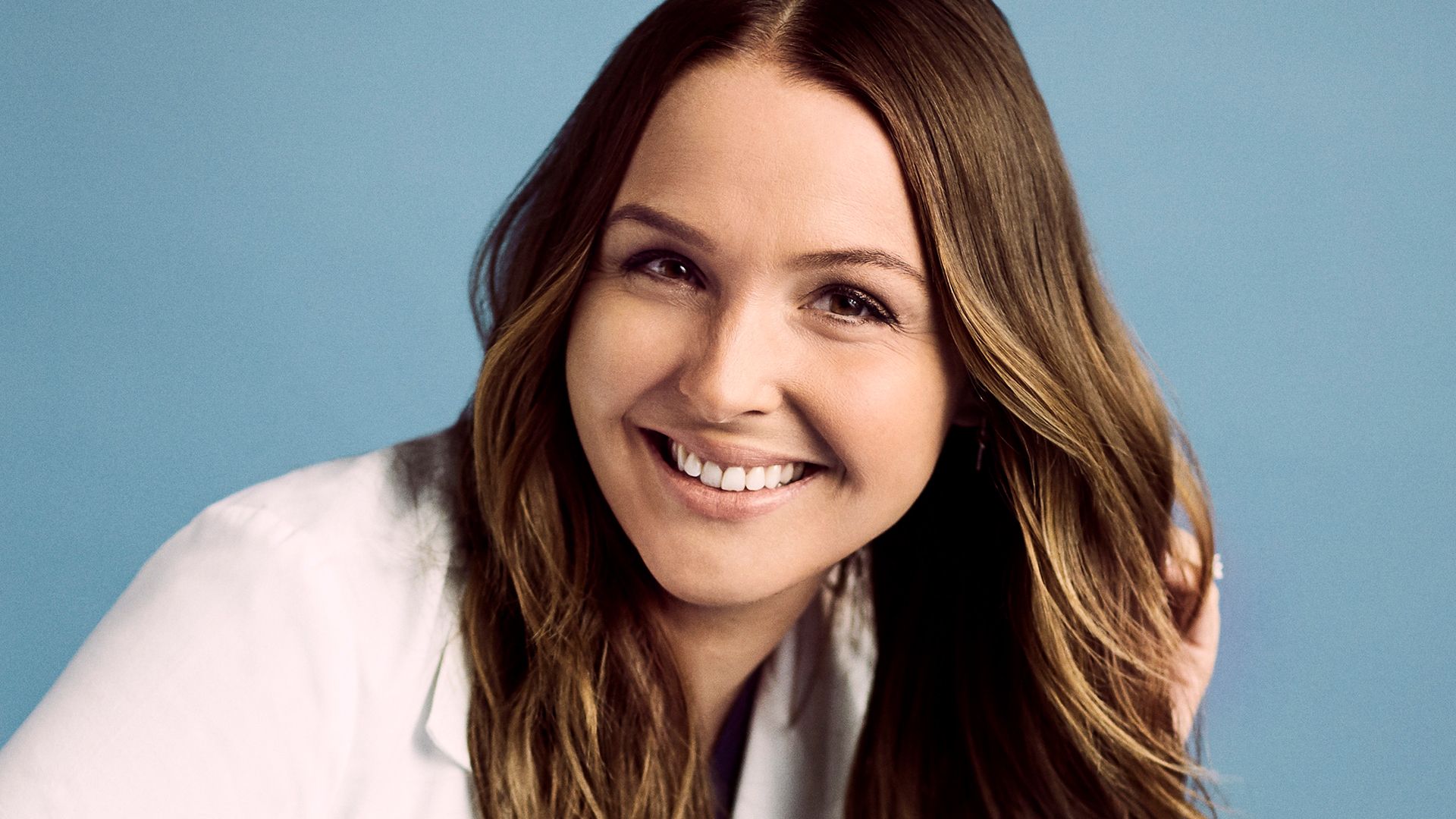 1920x1080 Grey's Anatomy': Camilla Luddington Teases Jo Wilson's New Blonde Hair Ahead of the Season 18 Premiere
