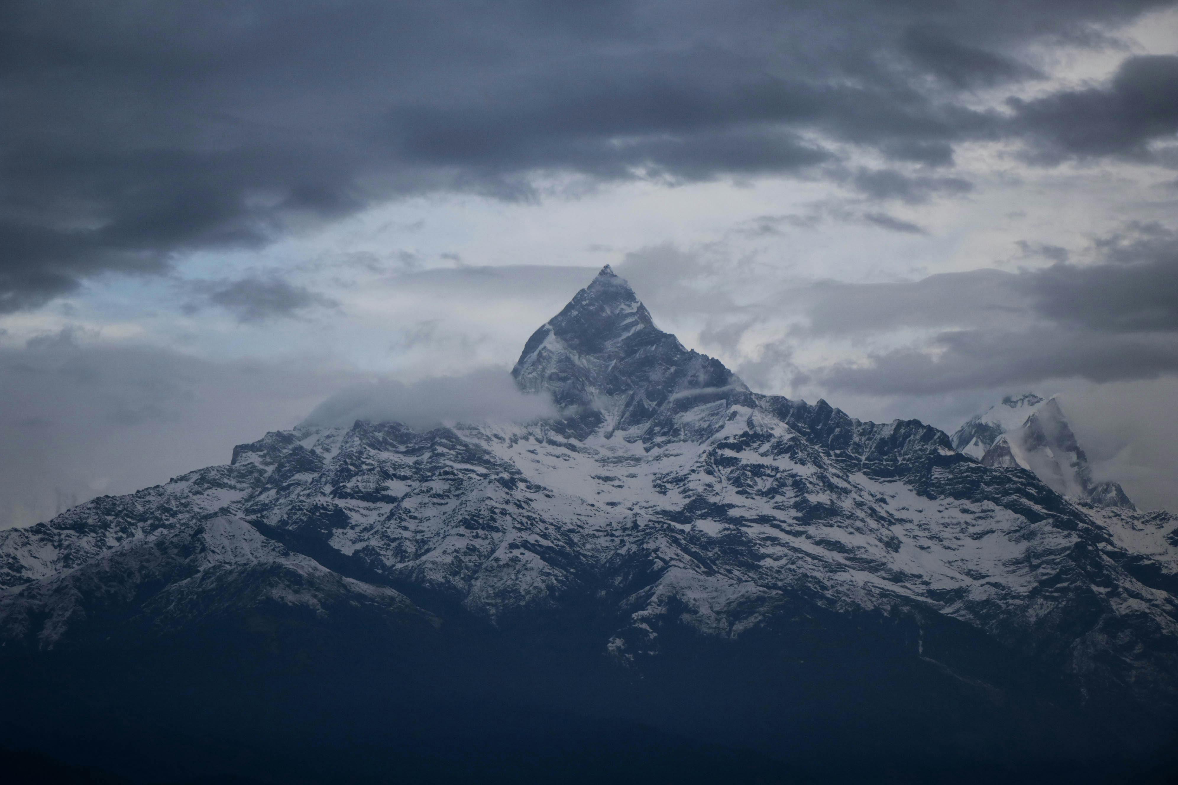 3984x2656 Machapuchare Mountain in Himalayas, Nepal · Free