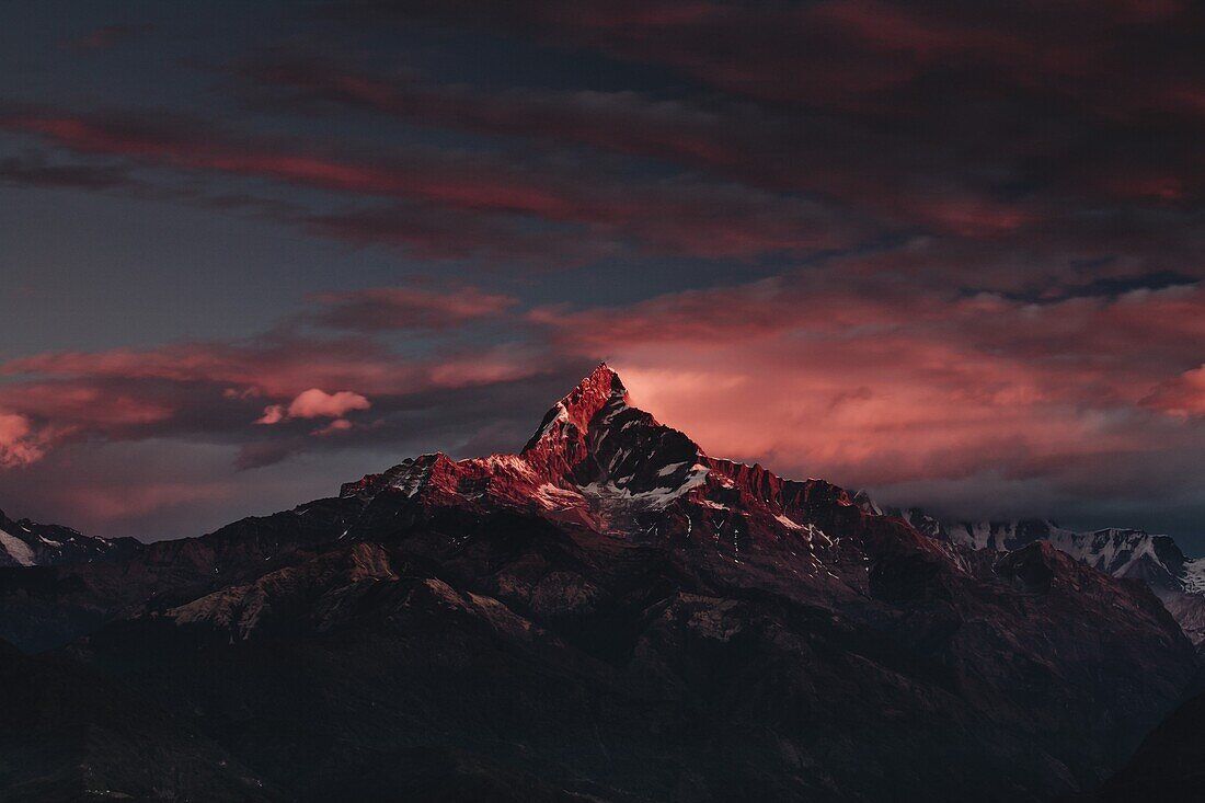 1100x733 Machapuchare (Machhapuchhre) (Fish Tail)
