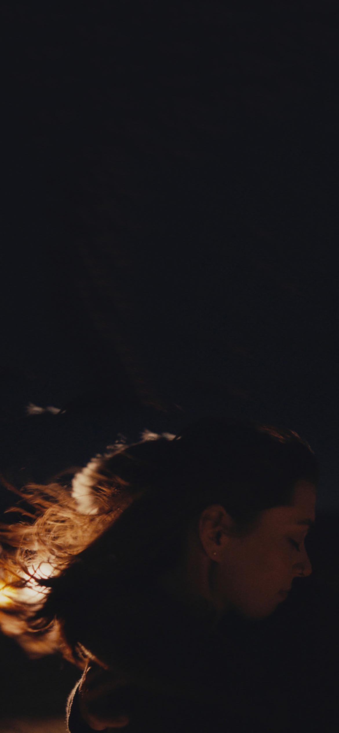 1170x2532 Lizzy McAlpine Wallpaper