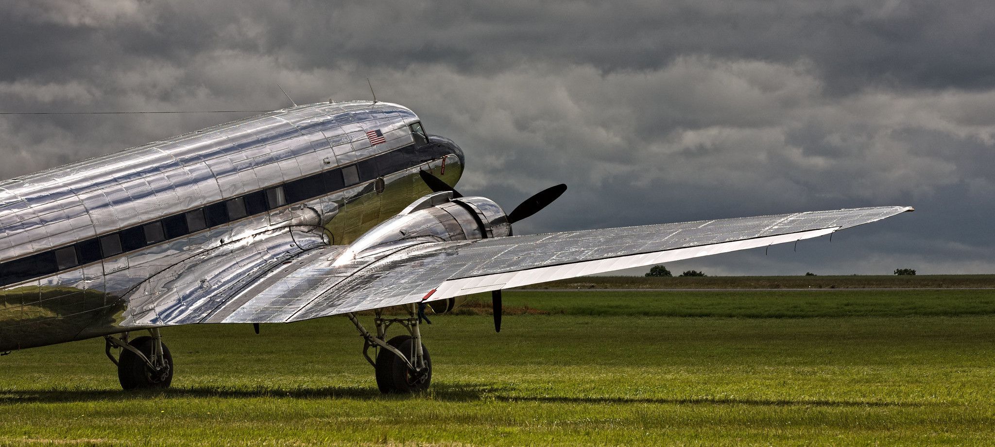 2048x920 Weblog · Flydc3.de Legendary Douglas DC 3 Family Of Airplanes