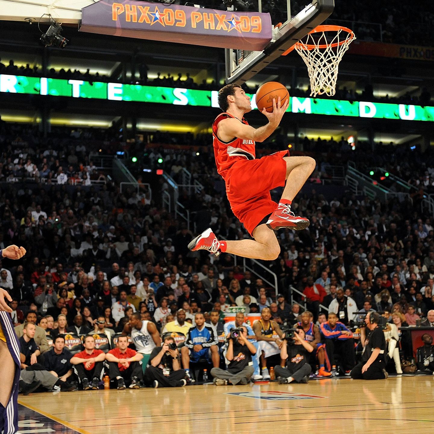 1440x1440 Report: Blazers' High Flying Rookie Shaedon Sharpe To Enter NBA Dunk Contest