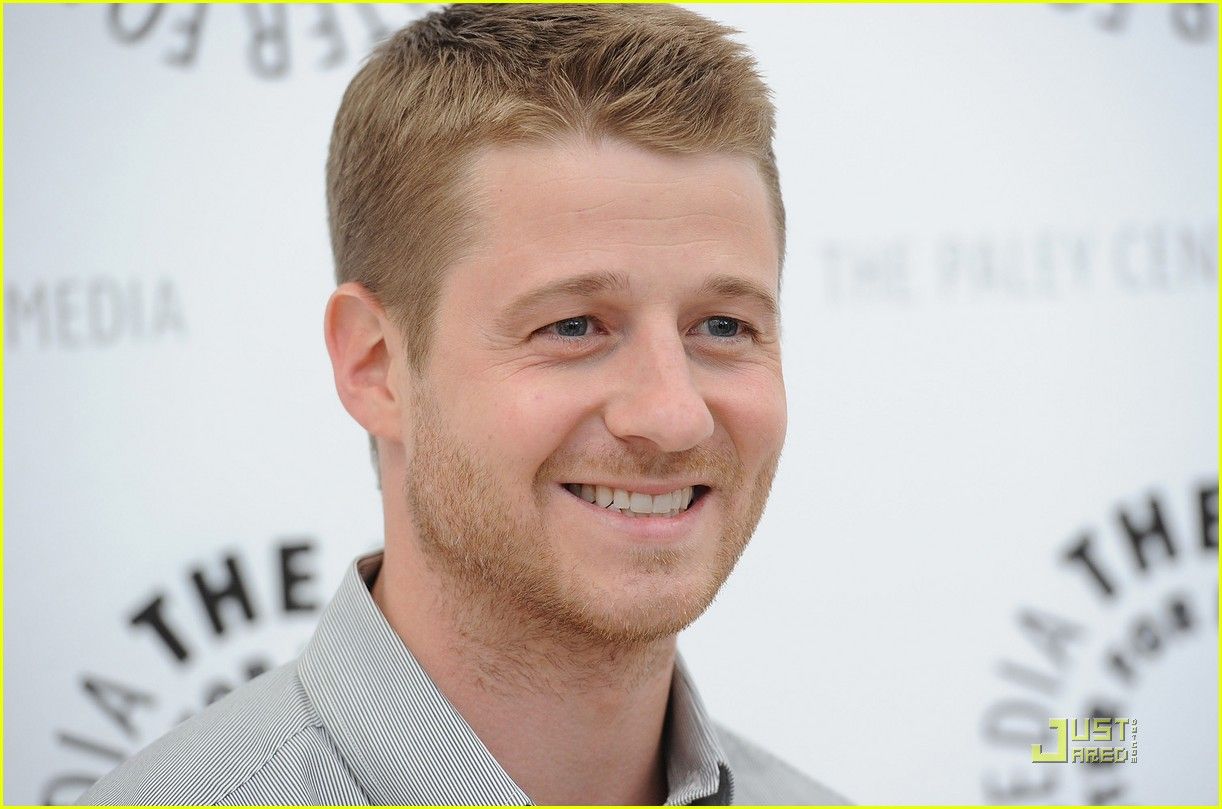 1222x809 Ben McKenzie: An Evening with 'Southland'!: Photo 2548530. Benjamin McKenzie, Michael Cudlitz, Regina King, Shawn Hatosy, Southland Photo. Just Jared: Entertainment News