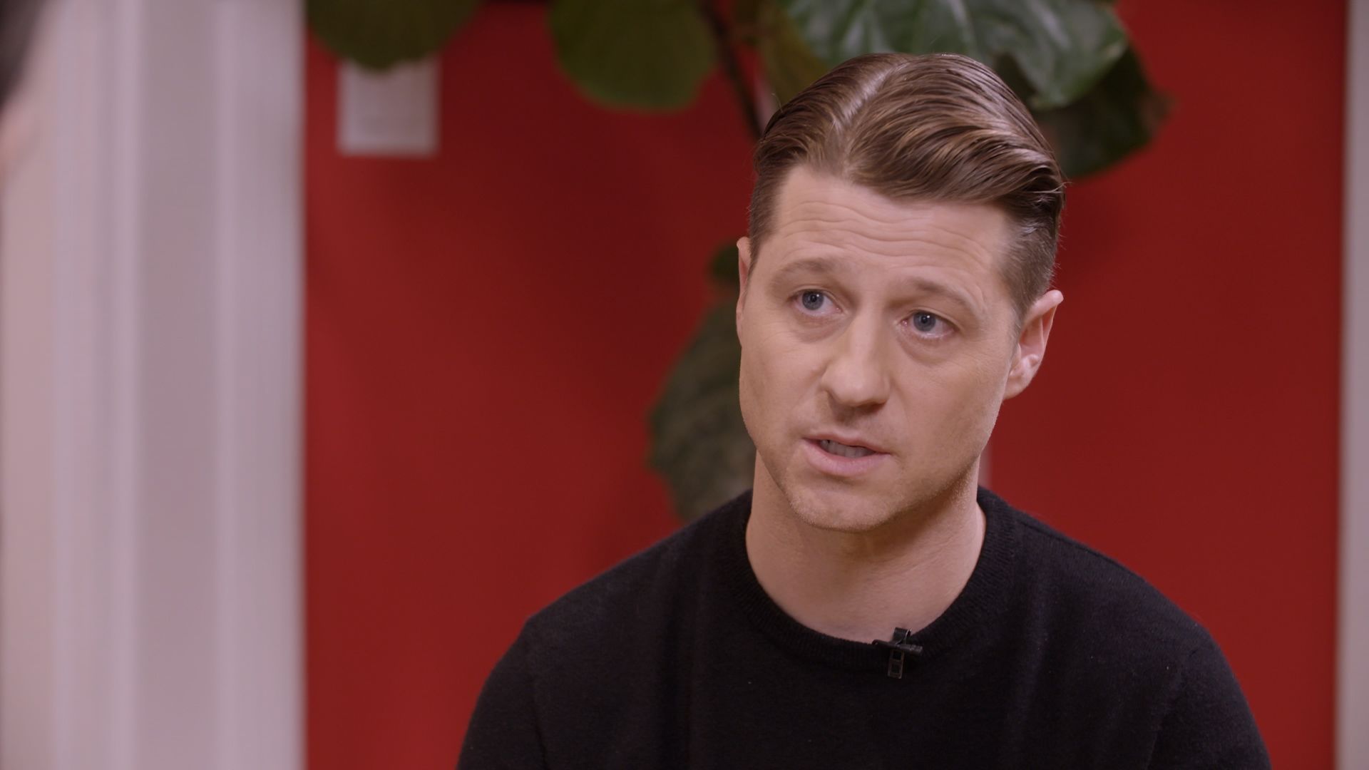 1920x1080 TV star has new role: Crypto critic