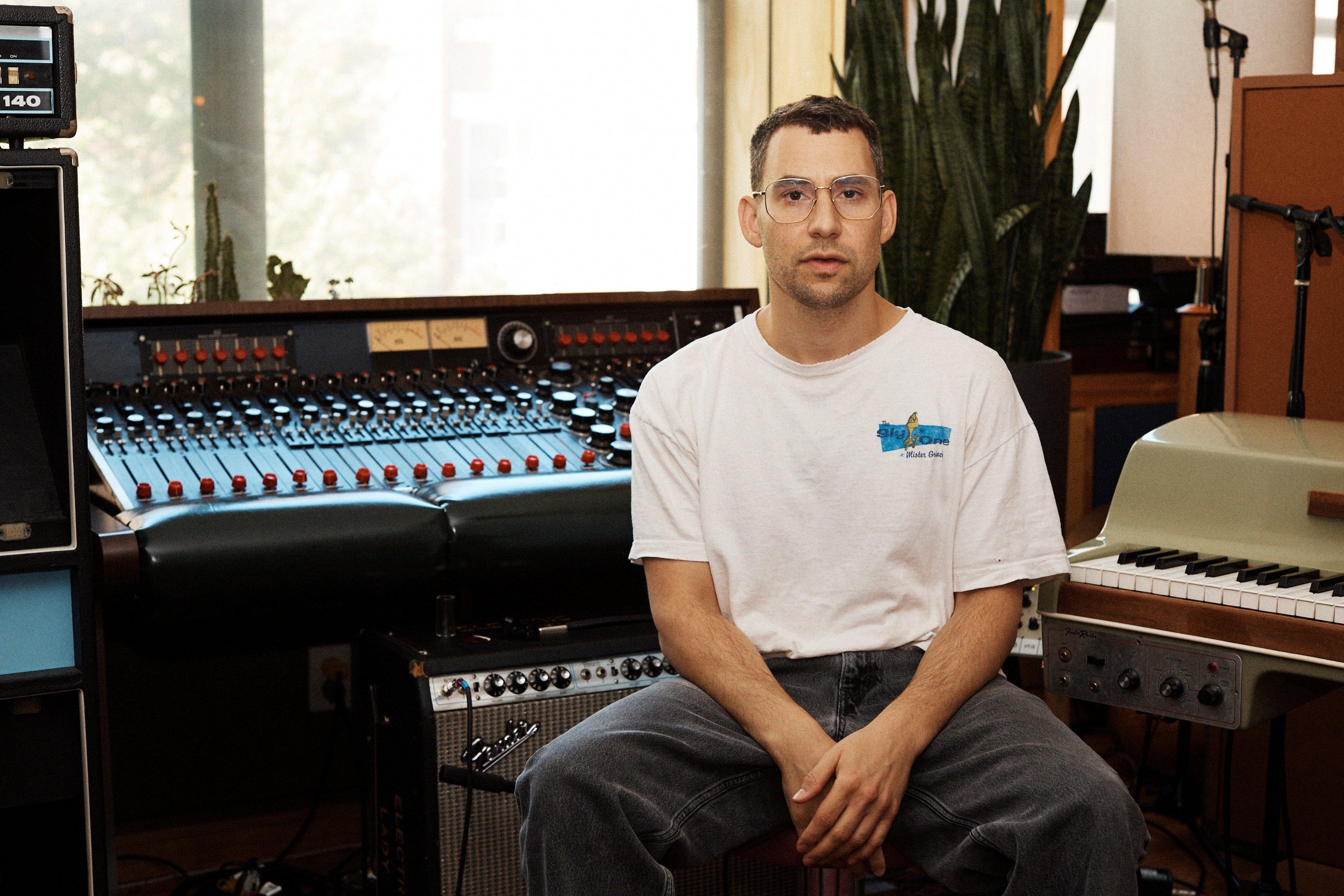 3360x2240 Jack Antonoff's Grand Desire: Why Working With Taylor Swift, Sabrina Carpenter & Bleachers Is His Dream Creative Playground