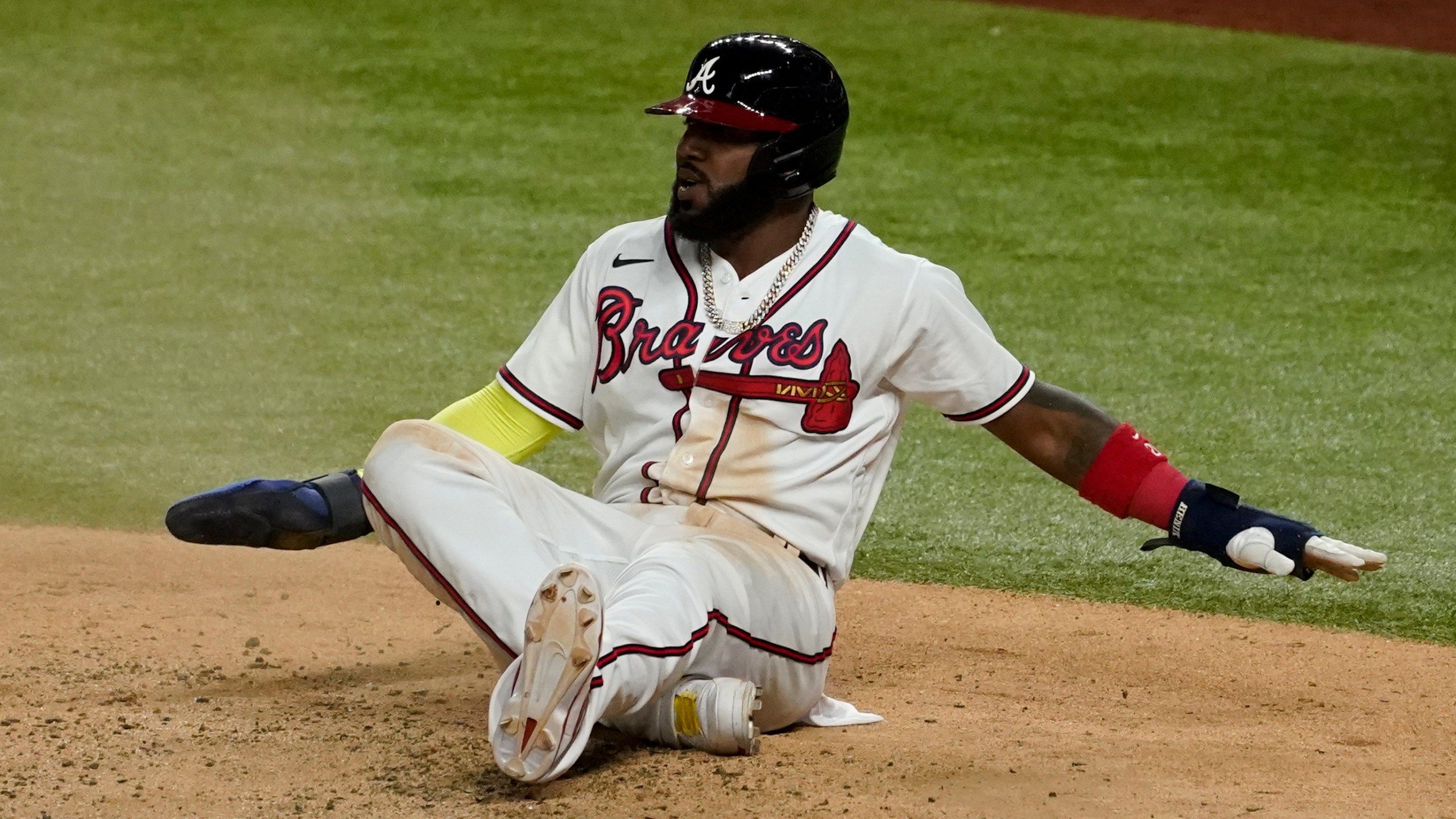 2560x1440 Ozuna mishap costs Braves as World Series wait continues. KSNT 27 News