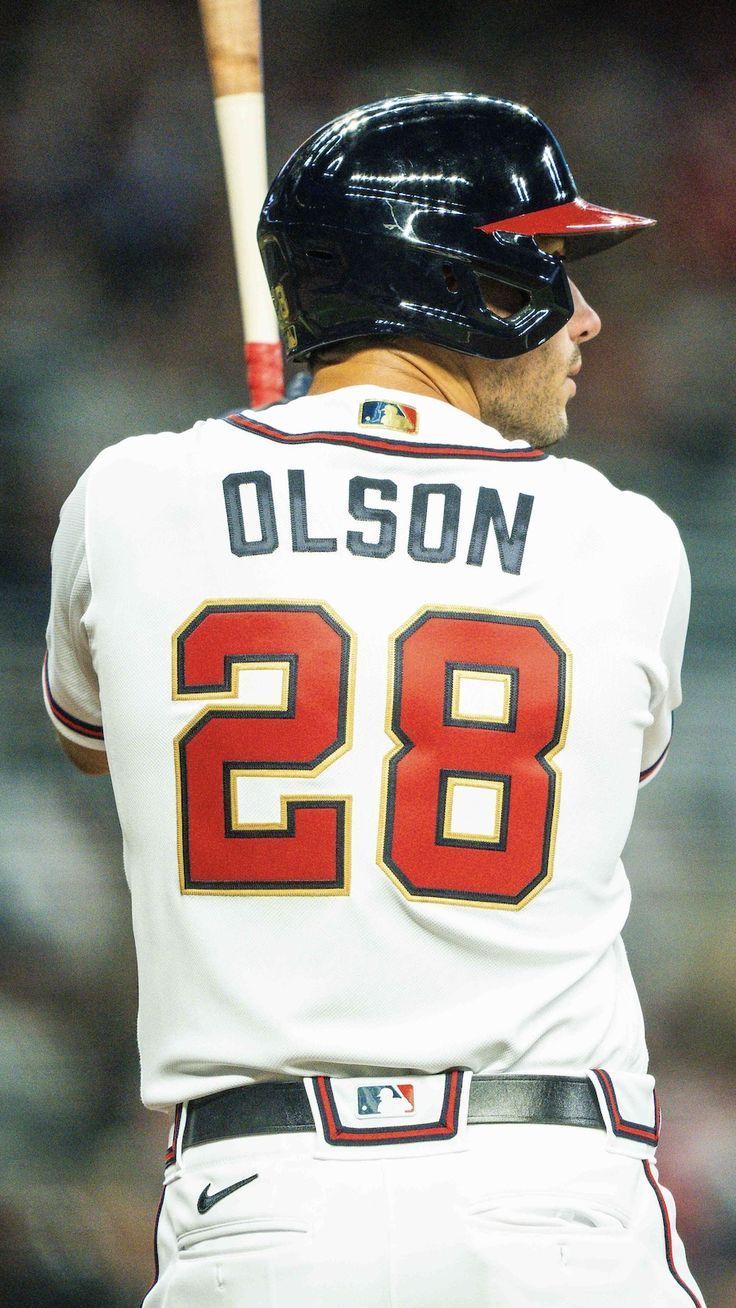 736x1308 1B Matt Olson