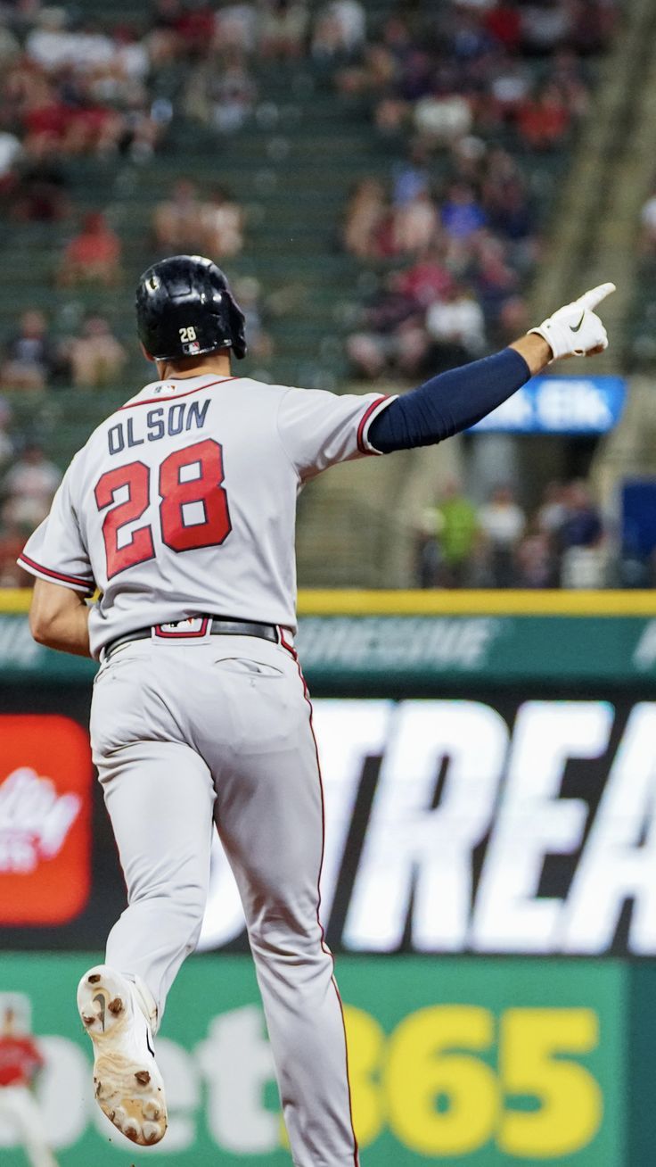 736x1308 Matt Olson Atlanta Braves