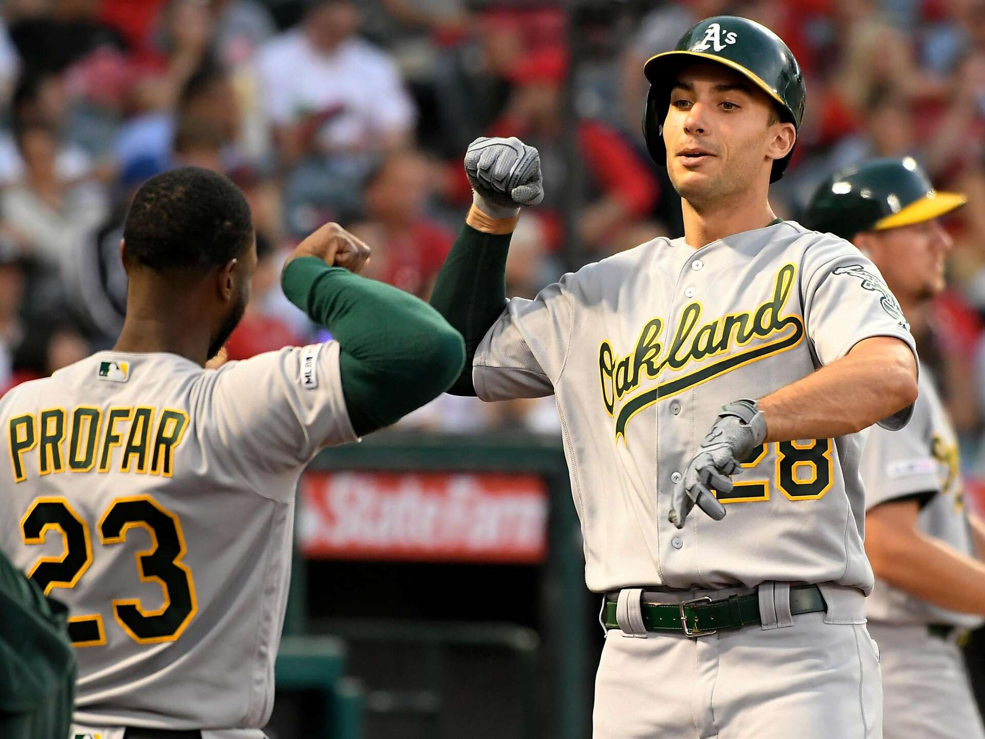 1920x1440 Matt Olson slams 2 homers, A's make a statement in win over Angels