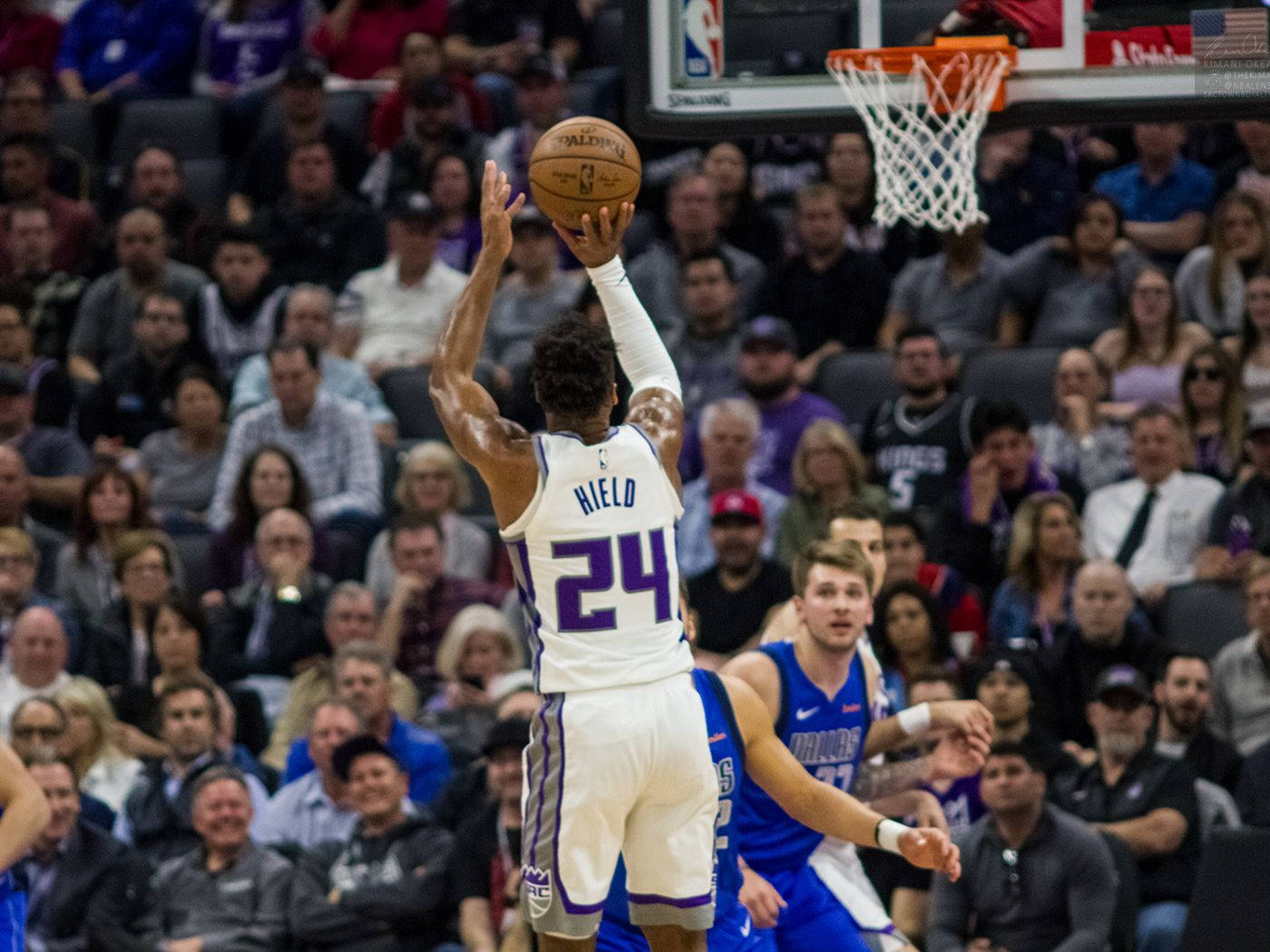 1400x1050 Download Focus Photography Buddy Hield Jump Shot Wallpaper