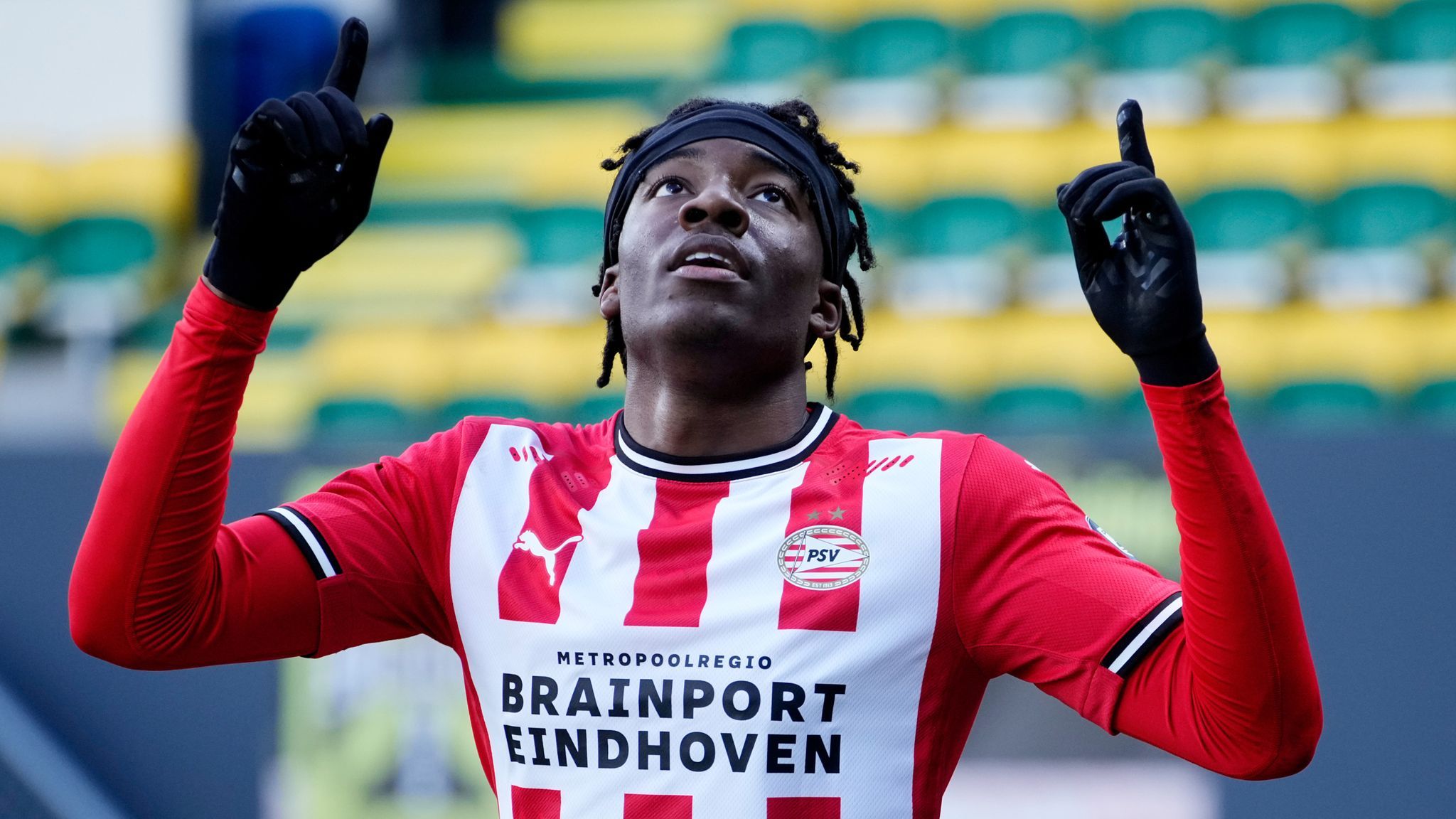 2048x1152 Noni Madueke impressing at PSV: English youngster scores again in Eredivisie win over Fortuna Sittard