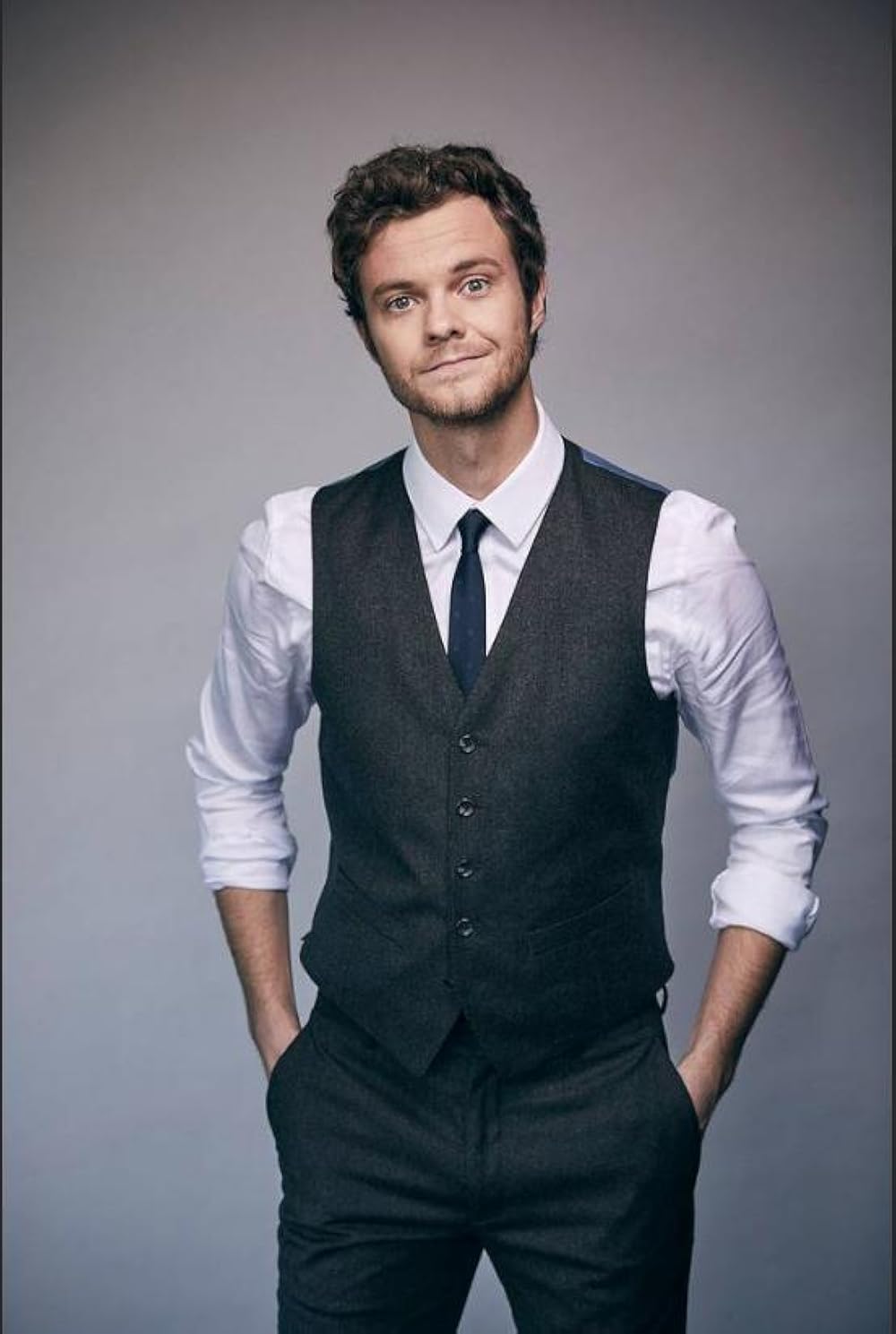 1000x1489 Jack Quaid