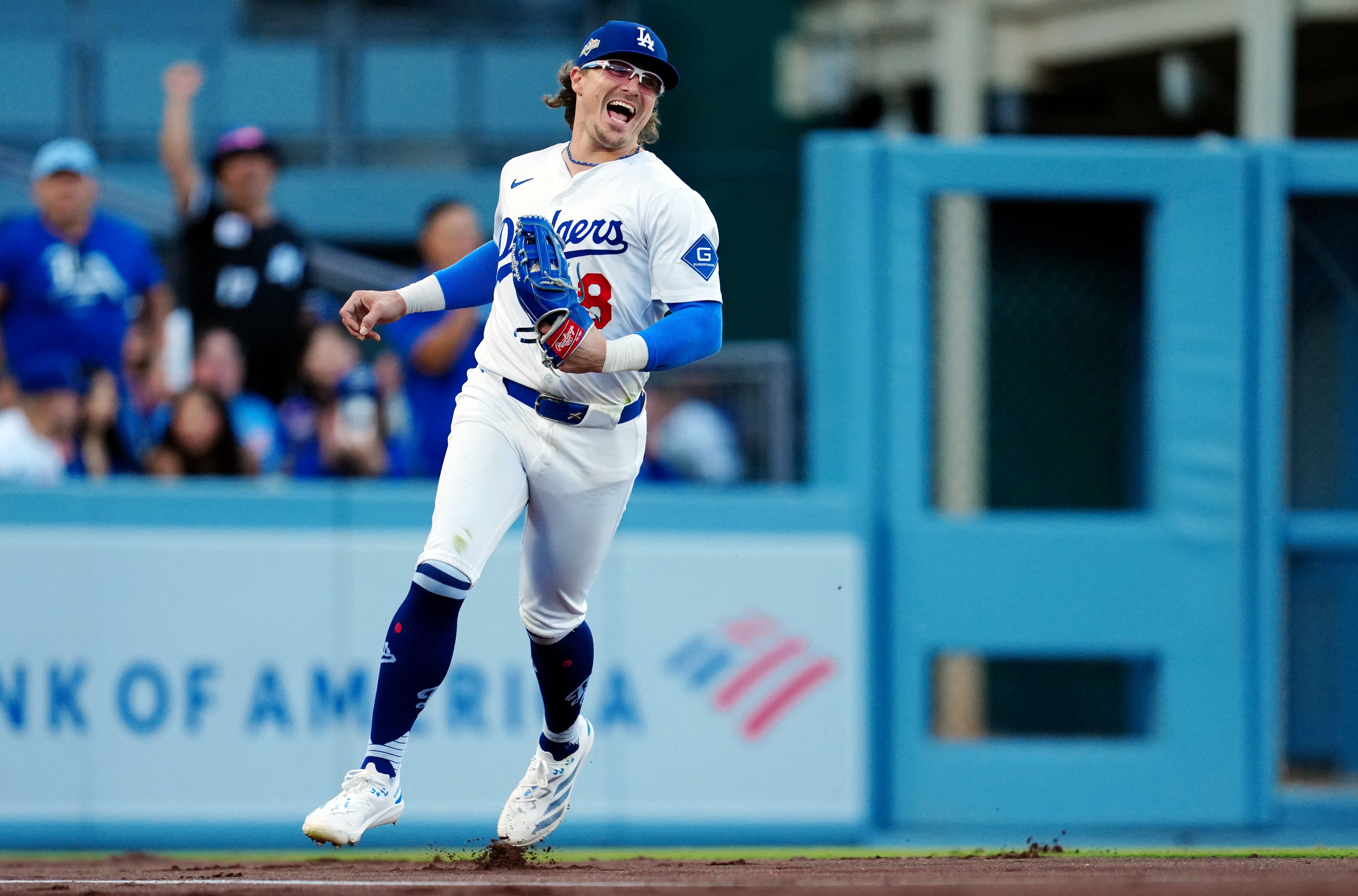 5534x3653 Dodgers news: Kiké Hernández to break postseason record in World Series. True Blue LA