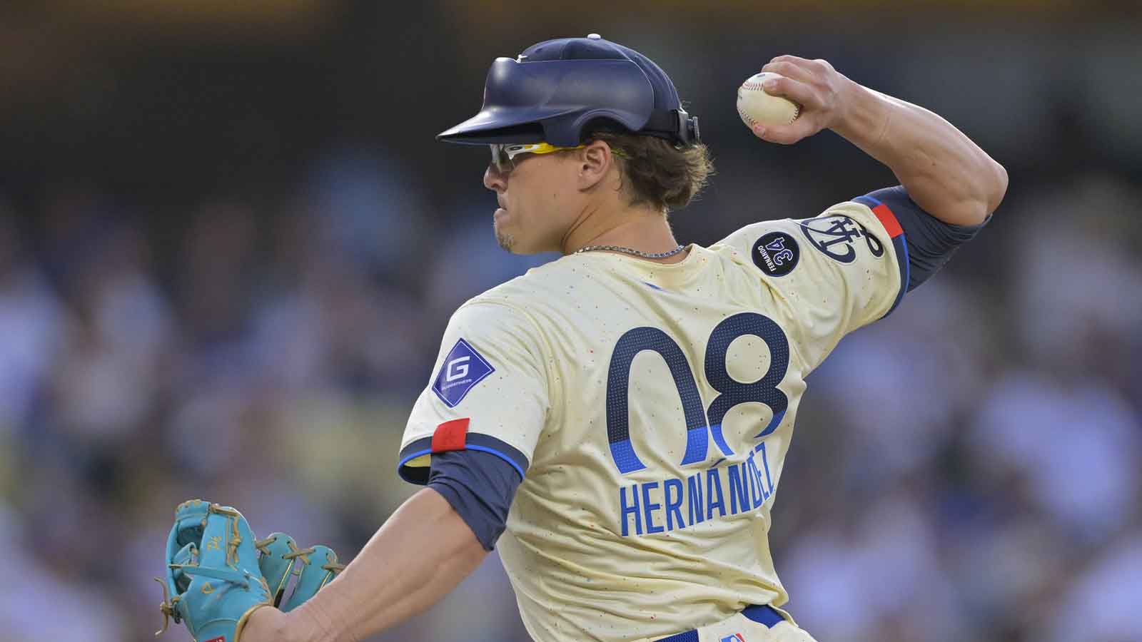 1600x900 Dodgers news: LA places Kike Hernandez on IL amid Pirates move