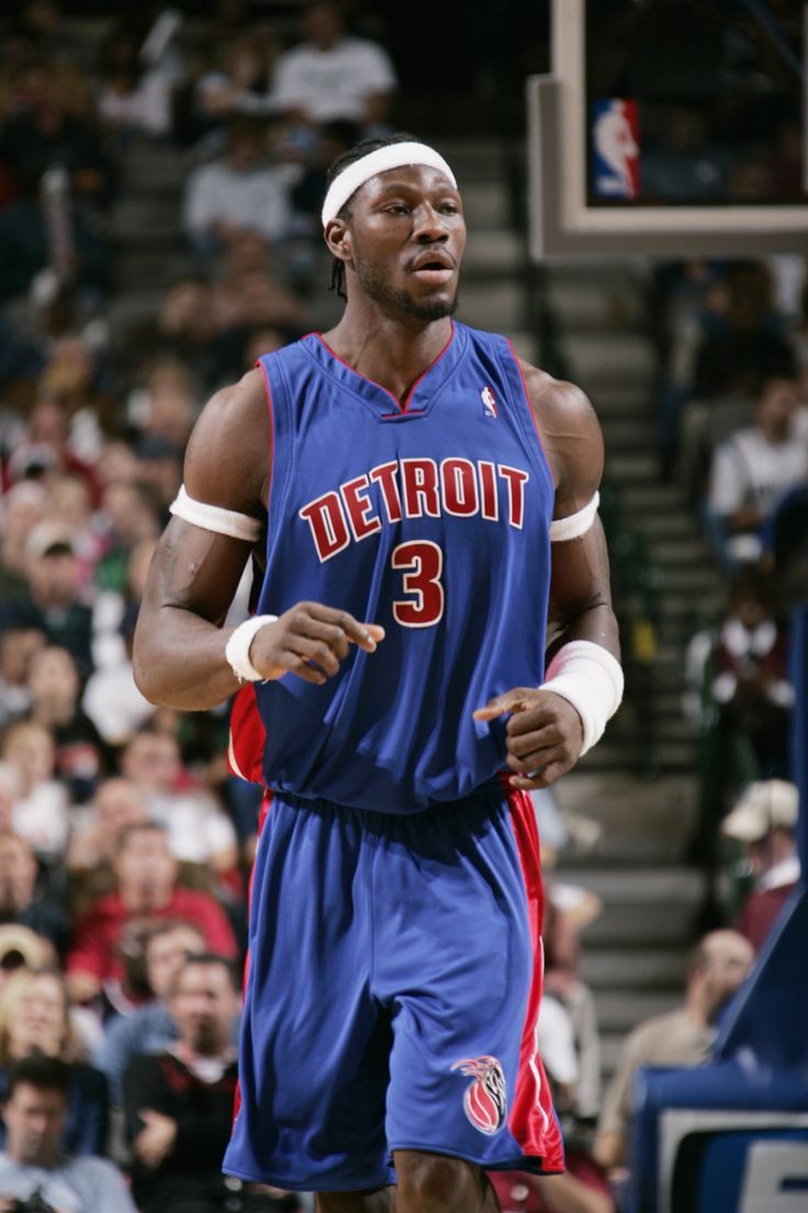 736x1104 Iconic Players. Ben wallace, Nba stars, Basketball photography