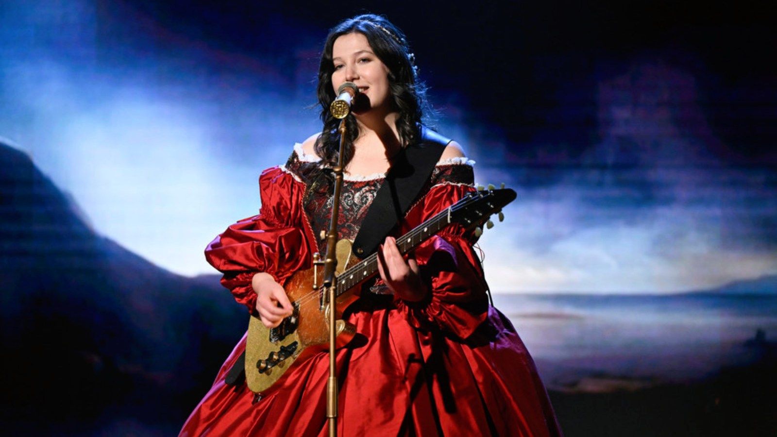 1600x900 Watch Lucy Dacus Perform New Single 'Ankles' on 'The Tonight Show'