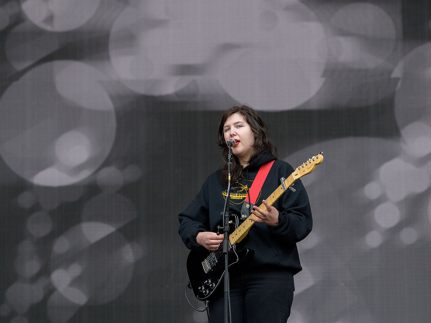 1400x1050 Lucy Dacus