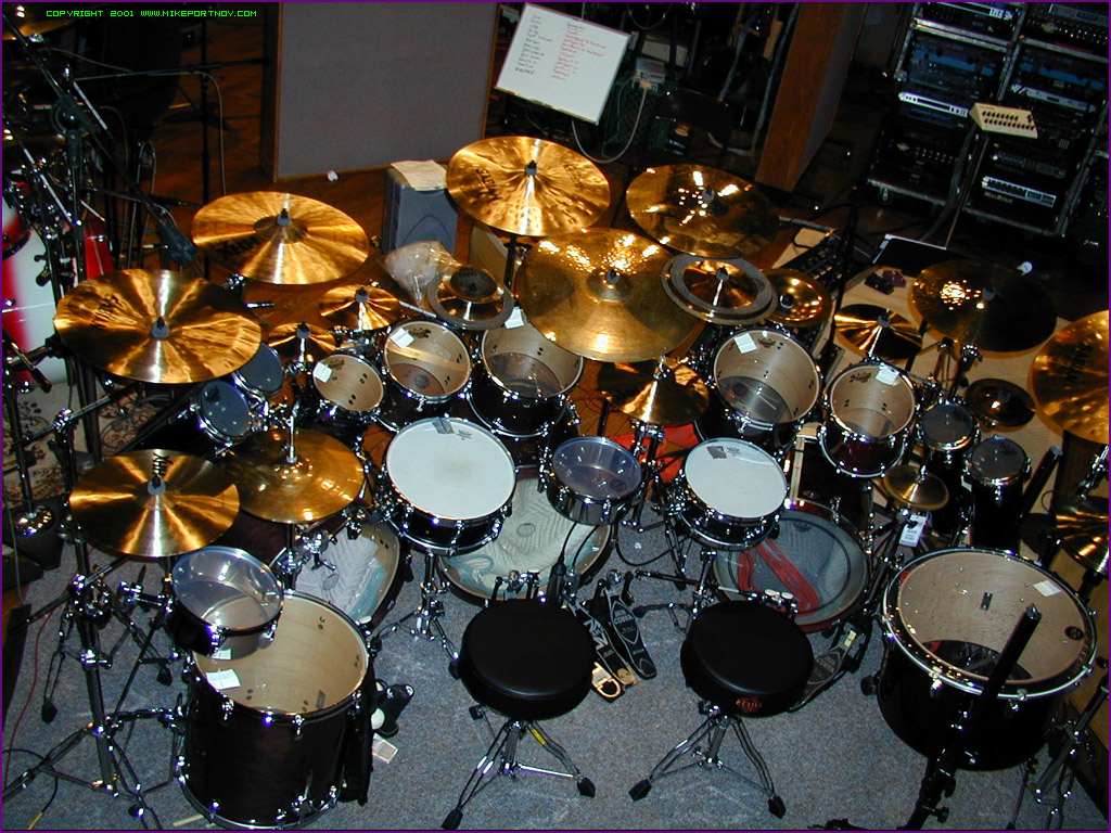 1024x768 Drum Mike Portnoy