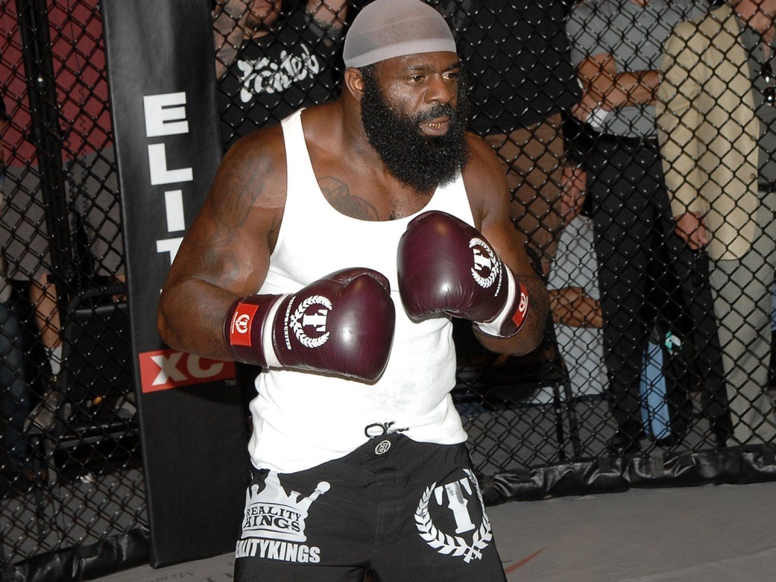 1600x1200 Kimbo Slice dead: World of fighting pays tribute to legendary MMA star following death aged 42