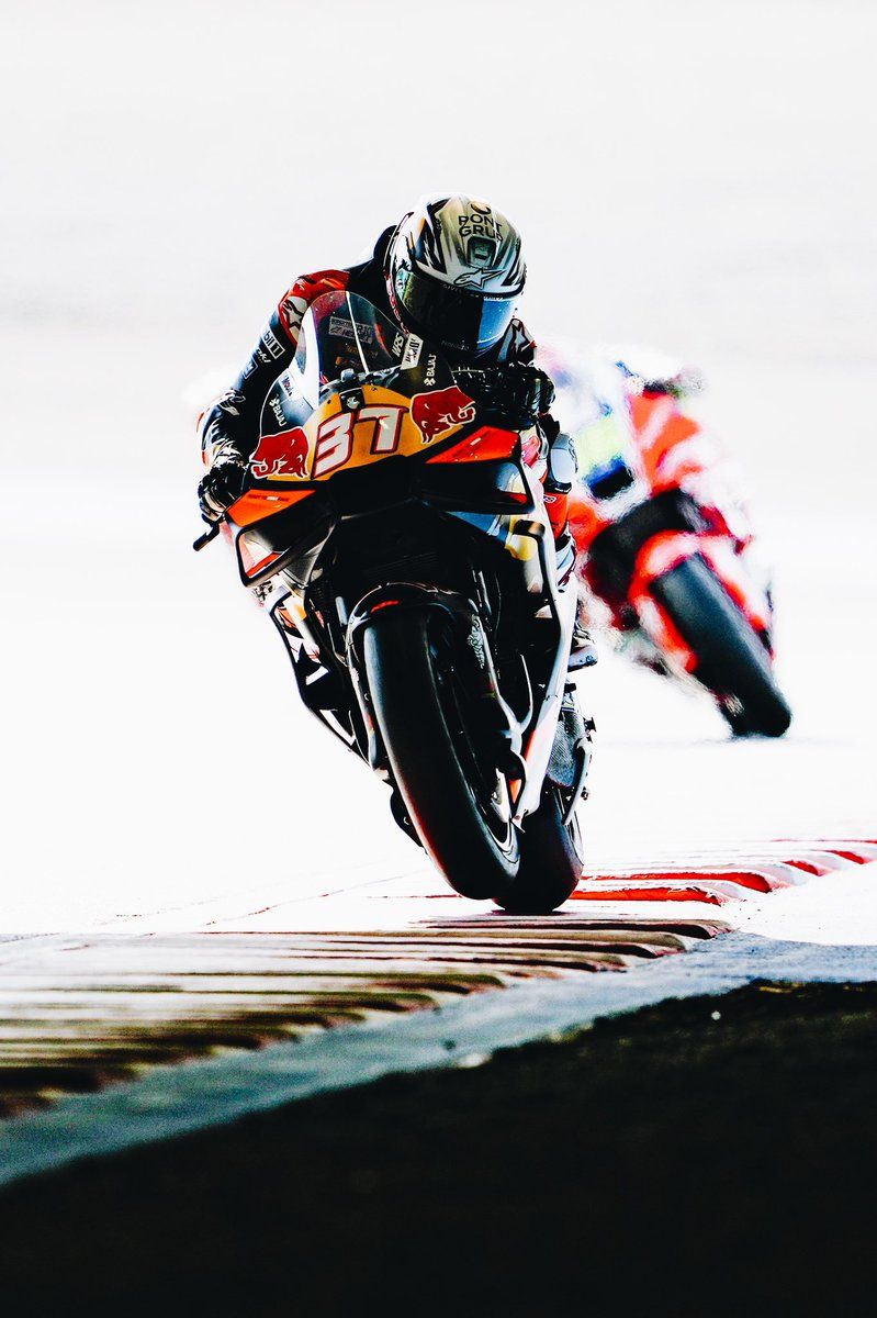 799x1200 P3 in the sprint race